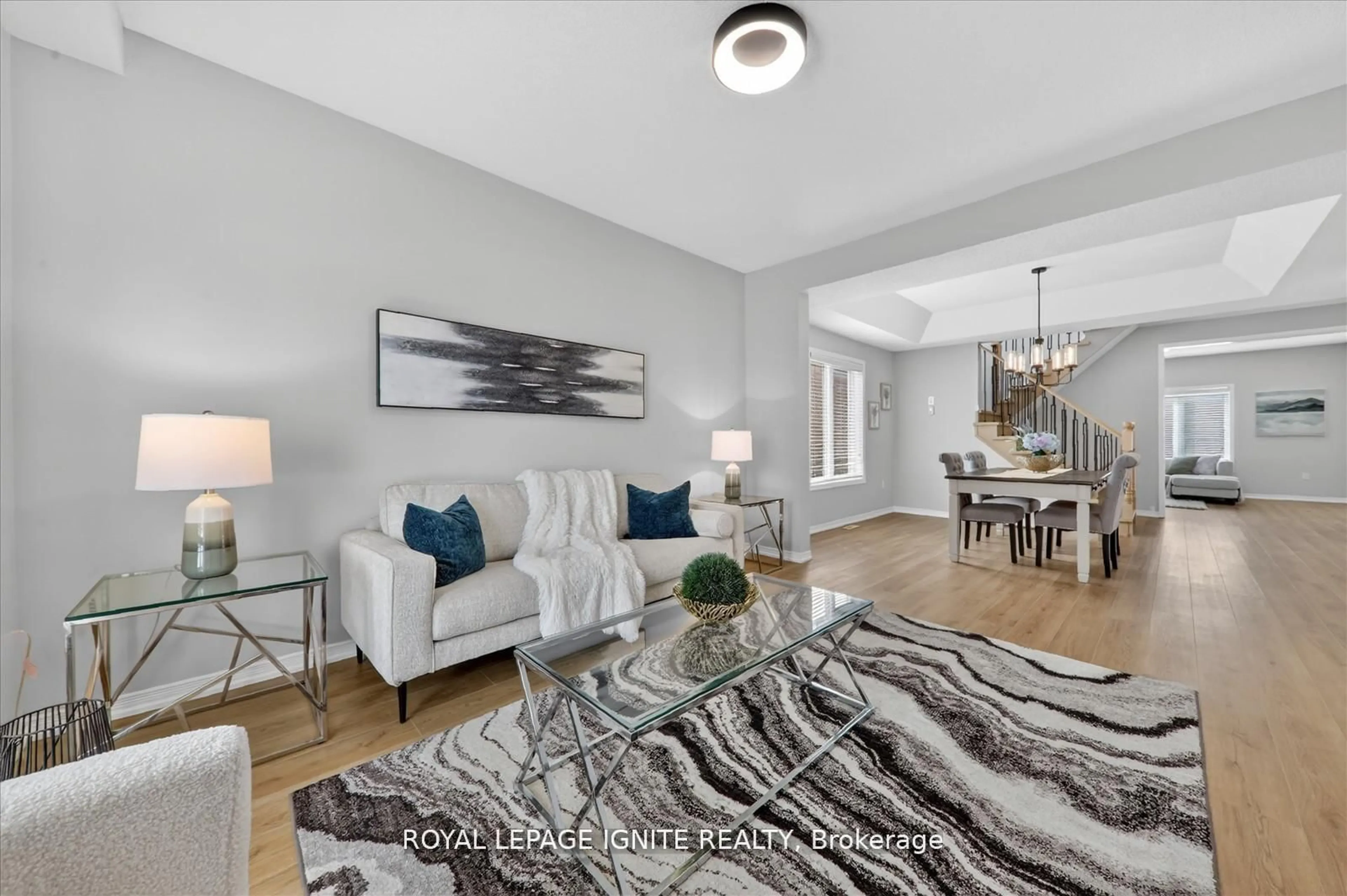 Living room with furniture, unknown for 1447 Bassingthwaite Crt, Innisfil Ontario L9S 0E1