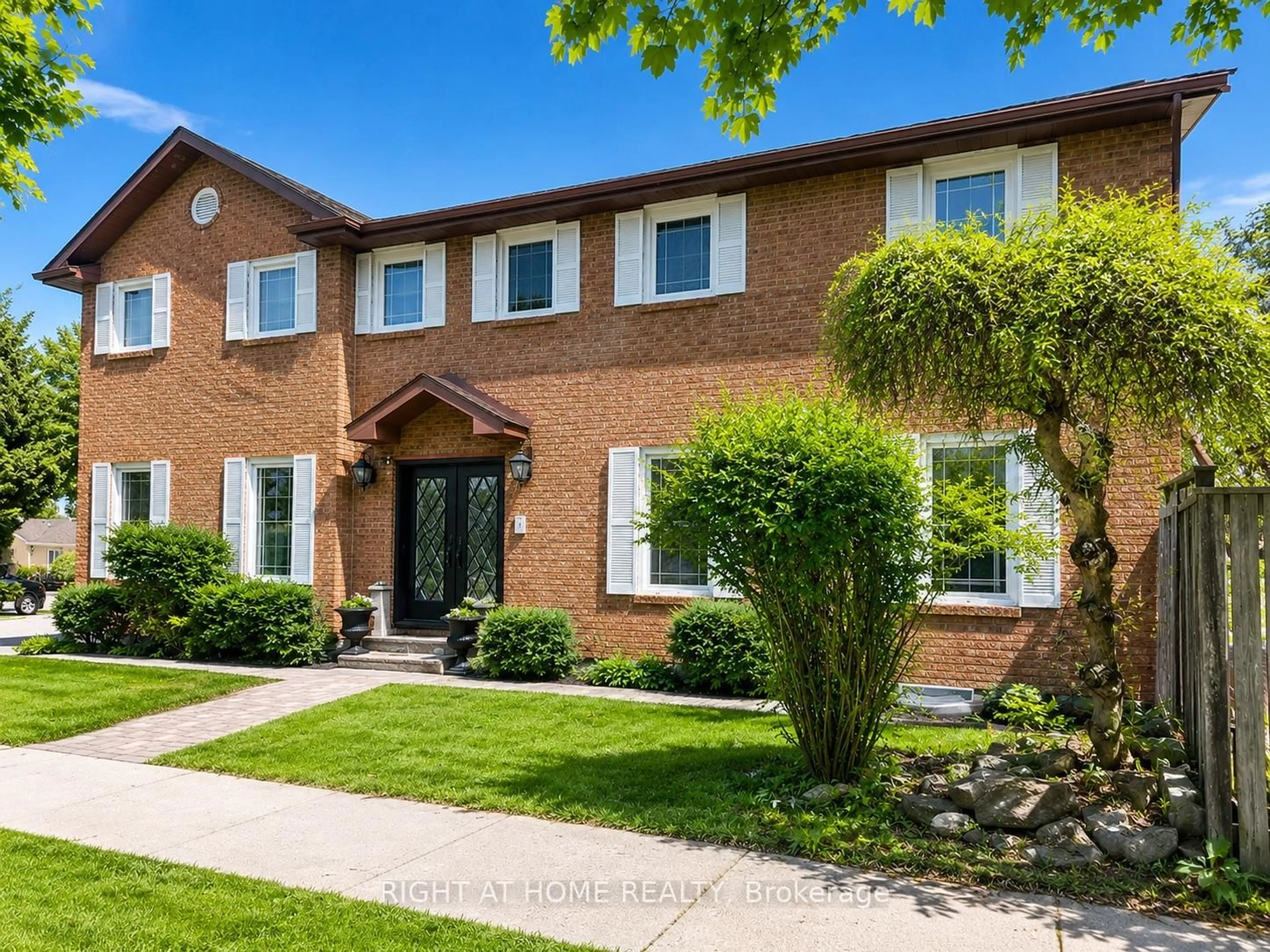 Home with brick exterior material, street for 1 Tiffany Gate, Richmond Hill Ontario L4C 6W7
