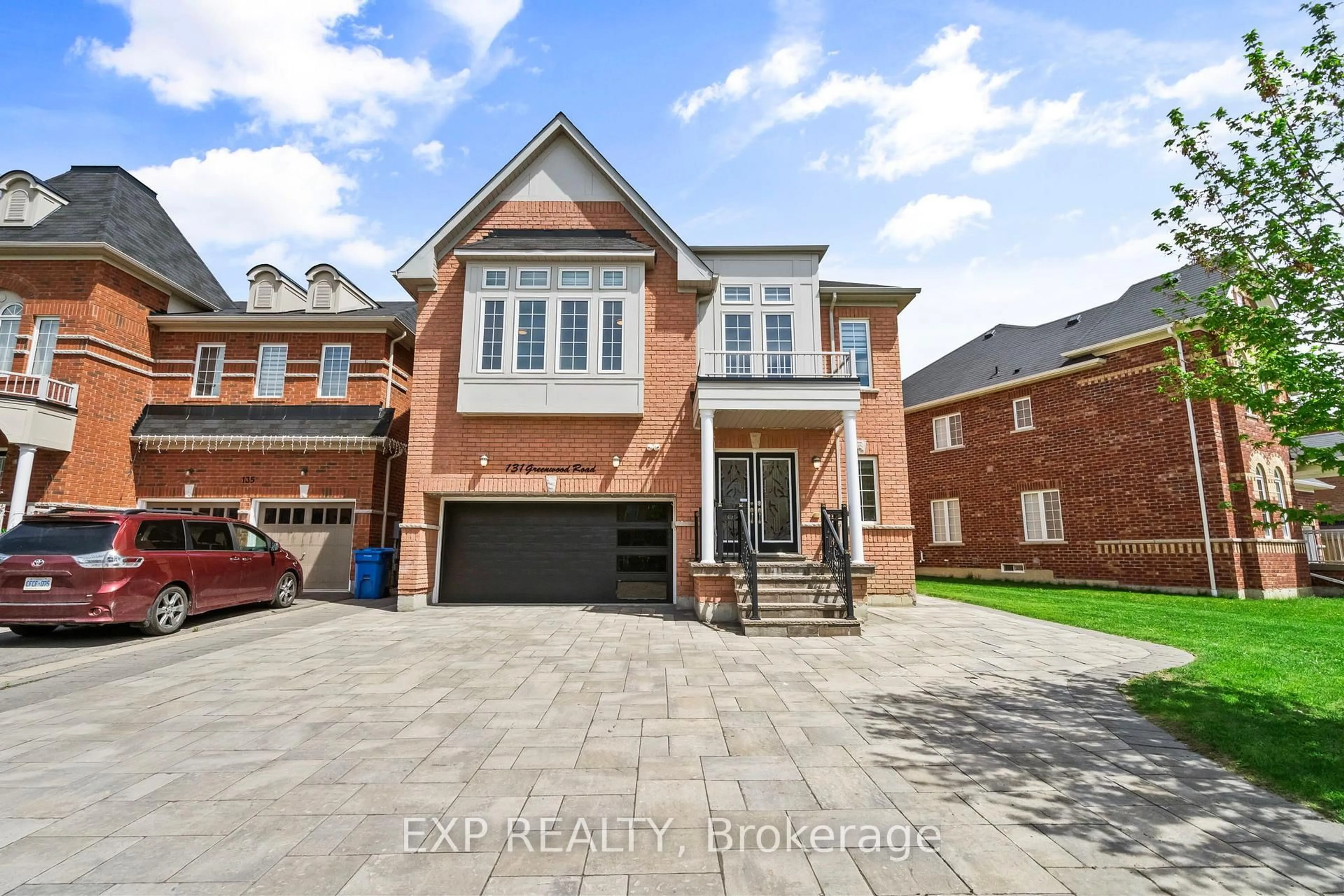 Home with brick exterior material, street for 131 Greenwood Rd, Whitchurch-Stouffville Ontario L4A 4N7