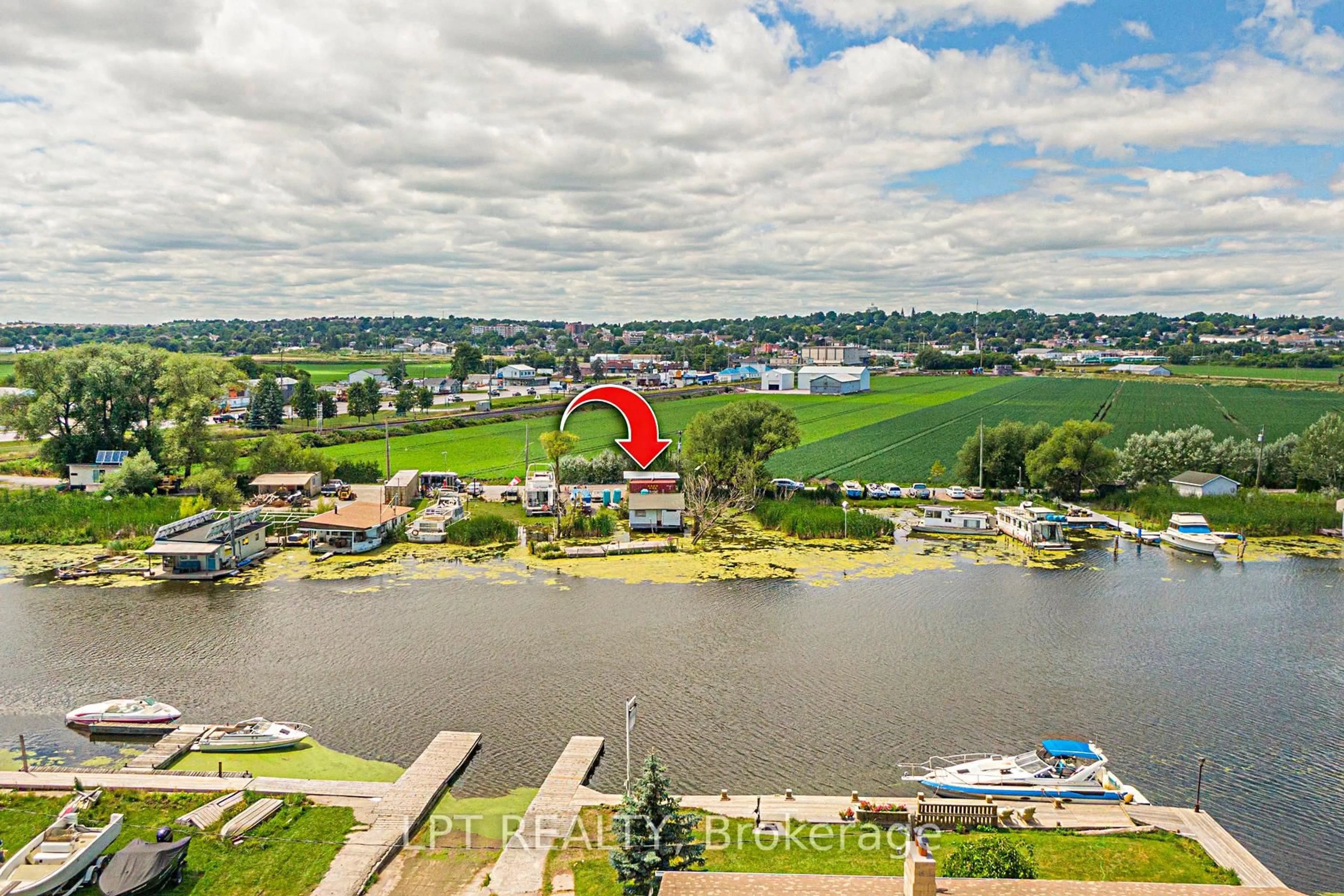 A pic from outside/outdoor area/front of a property/back of a property/a pic from drone, water/lake/river/ocean view for 17 Private Dr, Bradford West Gwillimbury Ontario L3Z 3H3