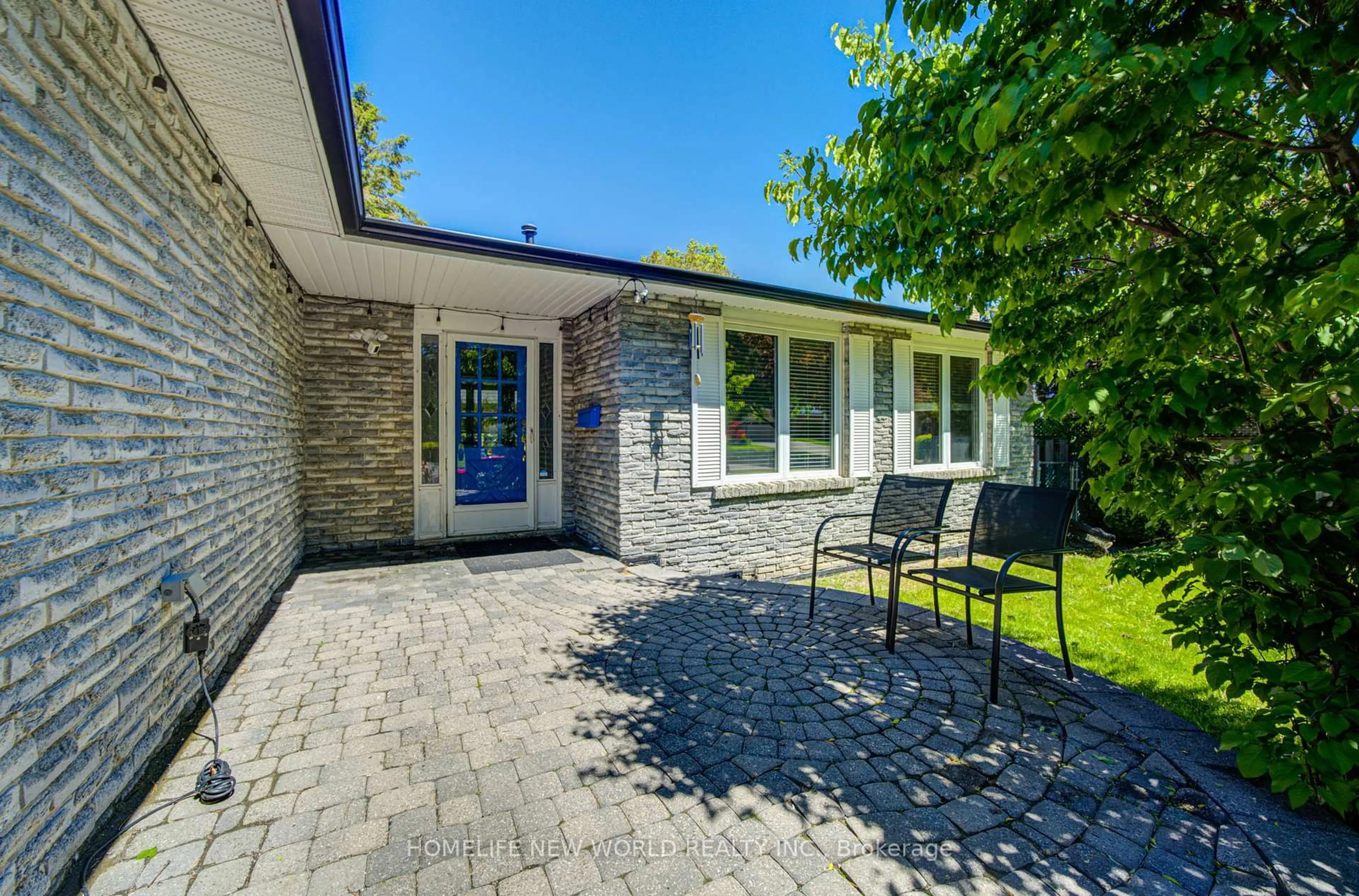 Home with brick exterior material, street for 42 Hamilton Hall Dr, Markham Ontario L3P 3L6