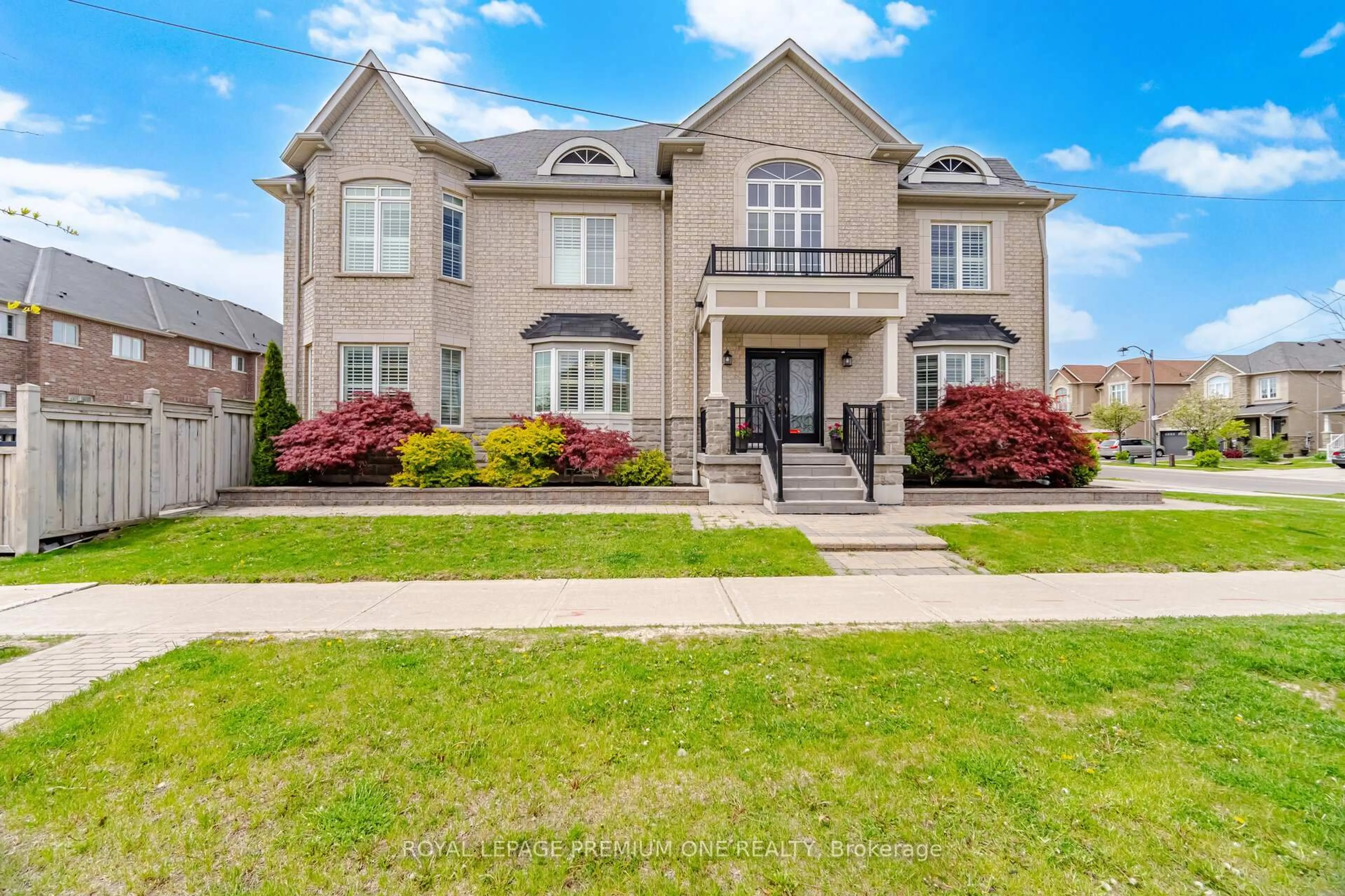 Home with brick exterior material, street for 95 Retreat Blvd, Vaughan Ontario L4H 0C2