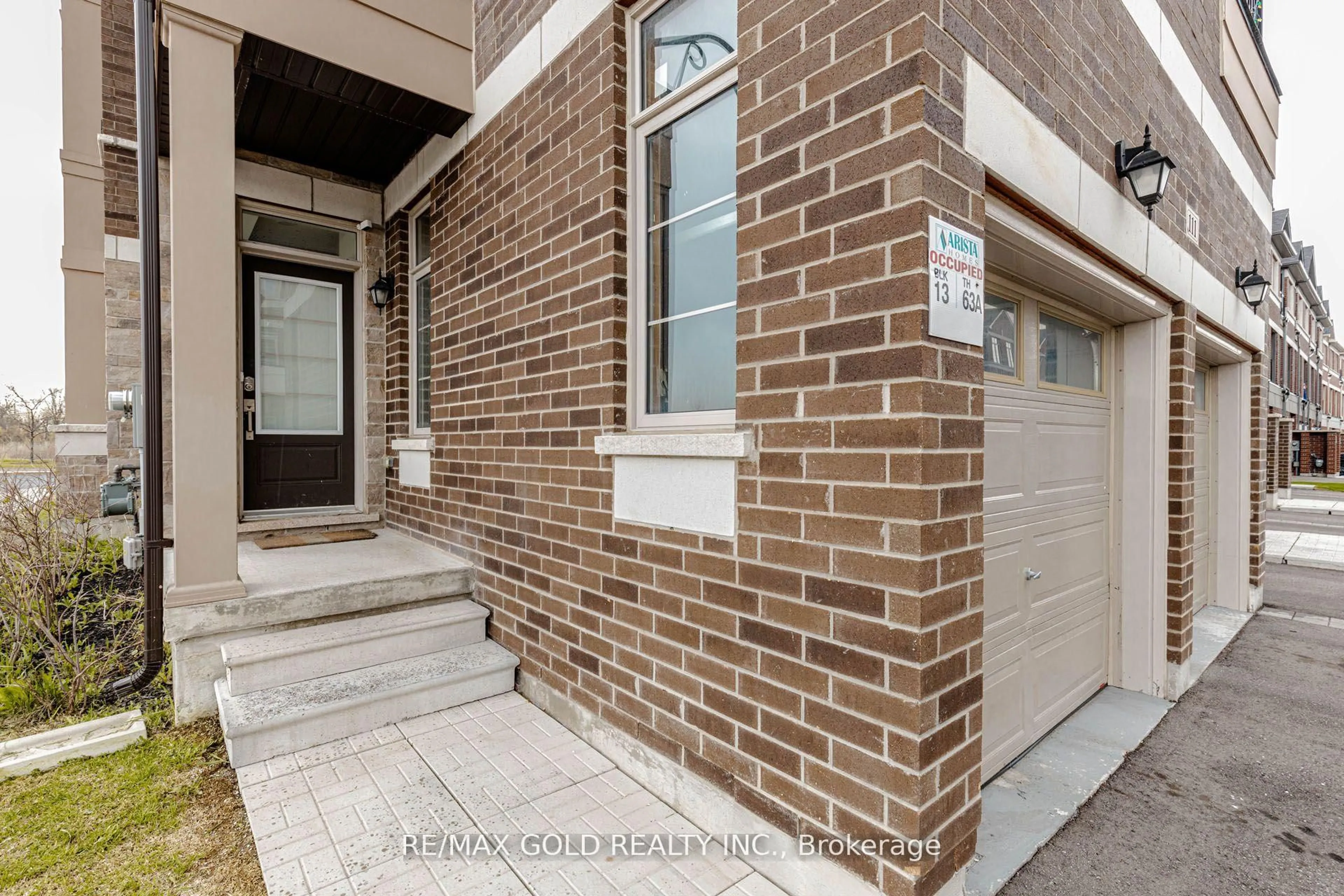 Home with brick exterior material, street for 111 Carneros Way, Markham Ontario L6B 1R2