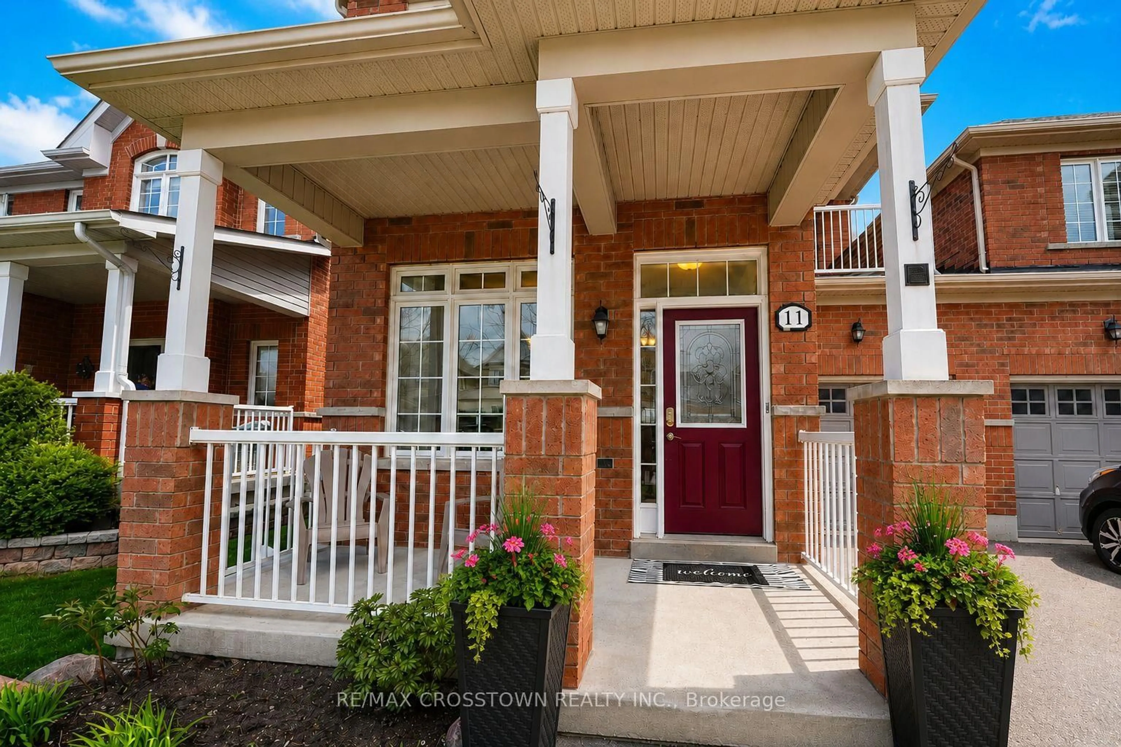 Home with brick exterior material, street for 11 Lundigan Dr, Georgina Ontario L4P 0C3