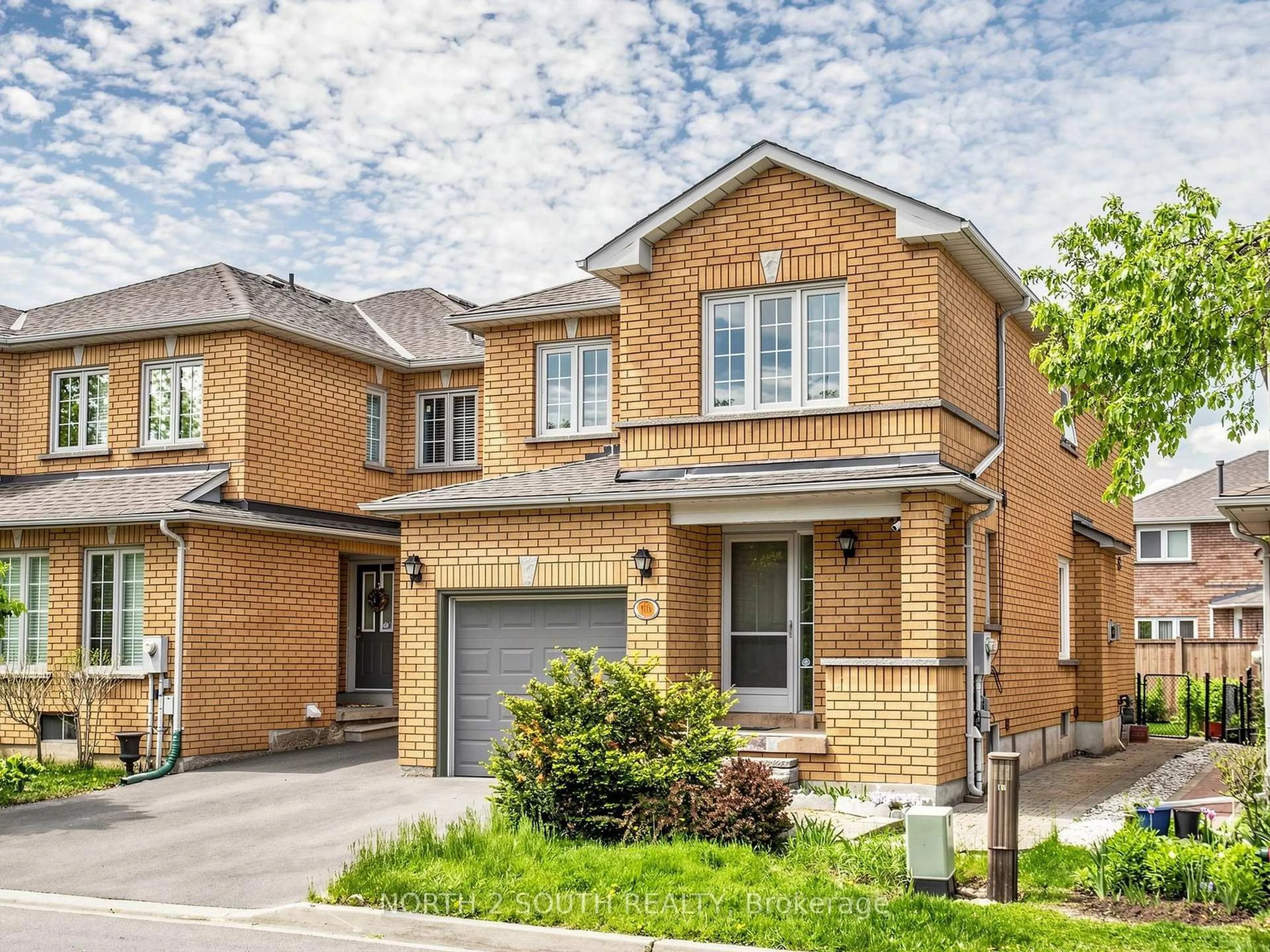 Home with brick exterior material, street for 109 Pinedale Gate #94, Vaughan Ontario L4L 8X3