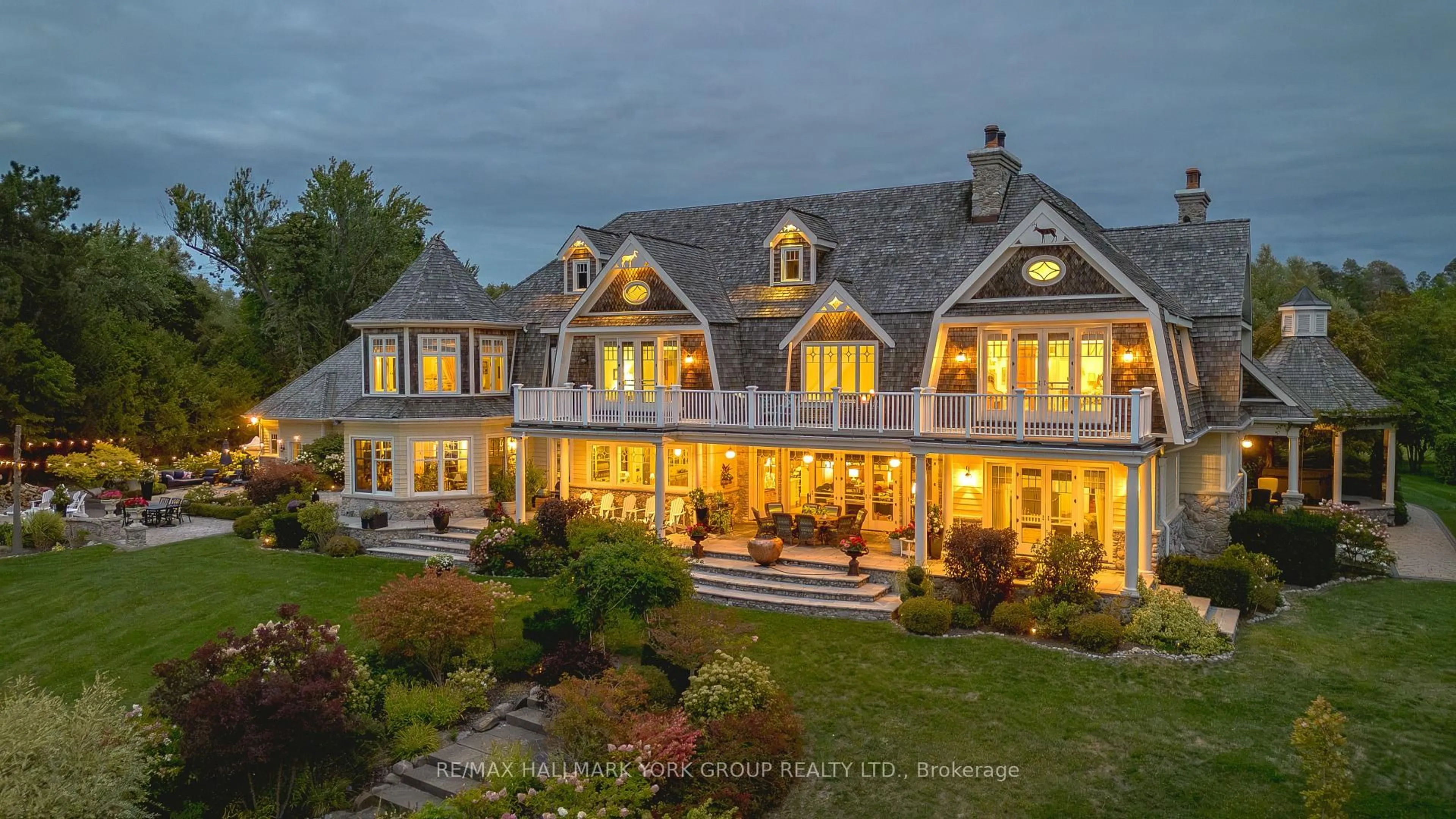 Unknown for 736 Lake Dr, Georgina Ontario L4P 3C8