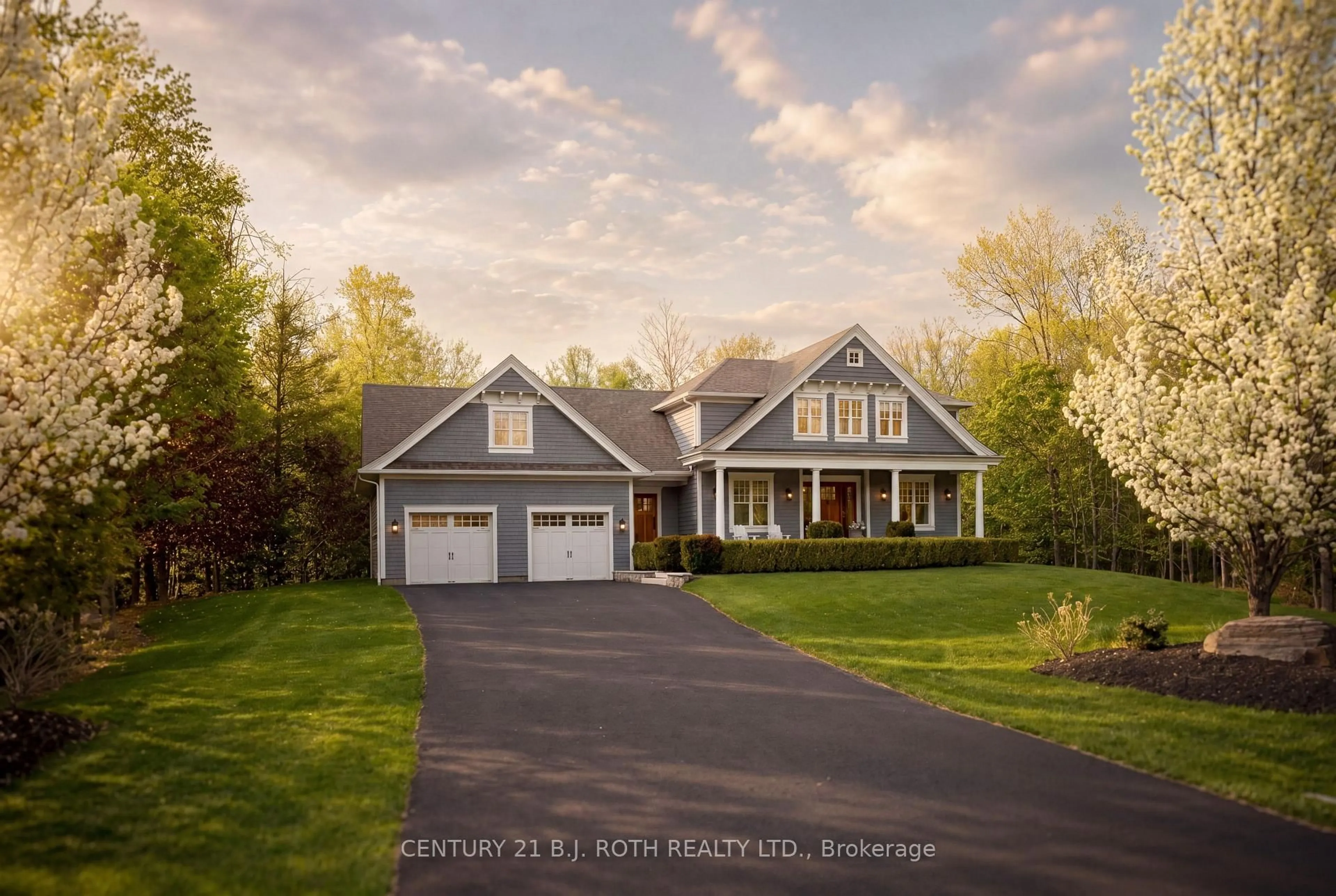 Home with vinyl exterior material, street for 1715 Wilkinson St, Innisfil Ontario L9S 5A8