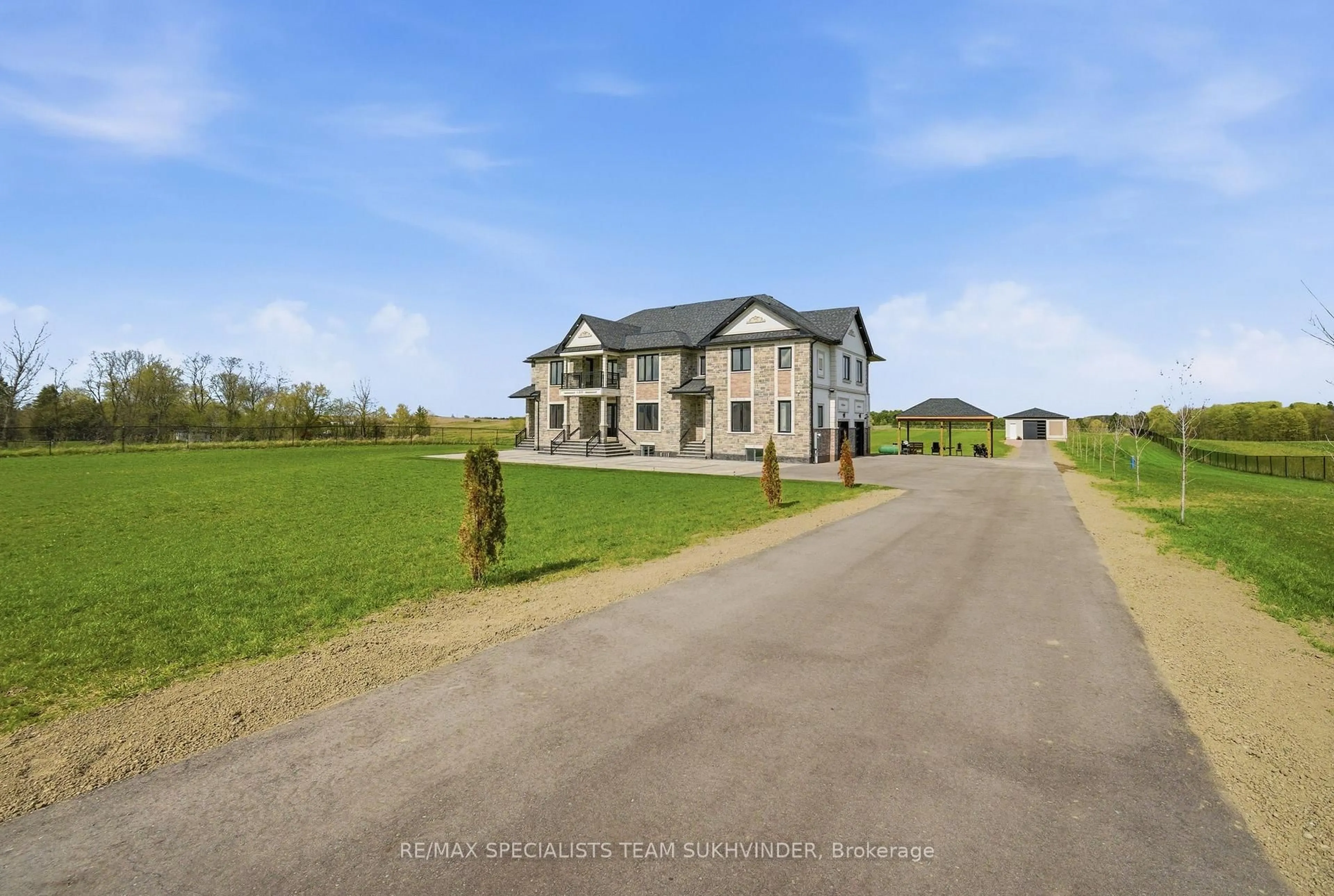 A pic from outside/outdoor area/front of a property/back of a property/a pic from drone, building for 1301 County Road 50 Rd, Adjala-Tosorontio Ontario L0G 1L0