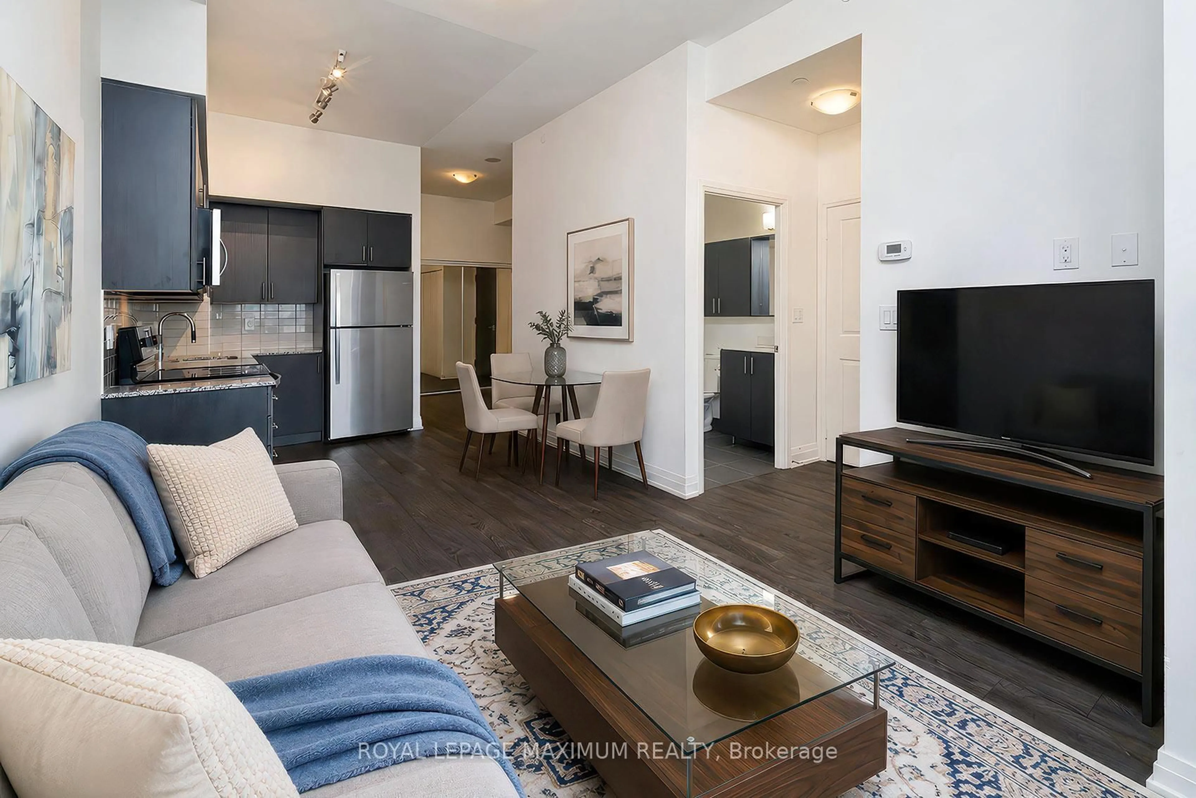 Living room with furniture, unknown for 3700 Highway 7 Rd #314, Vaughan Ontario L4L 0G8