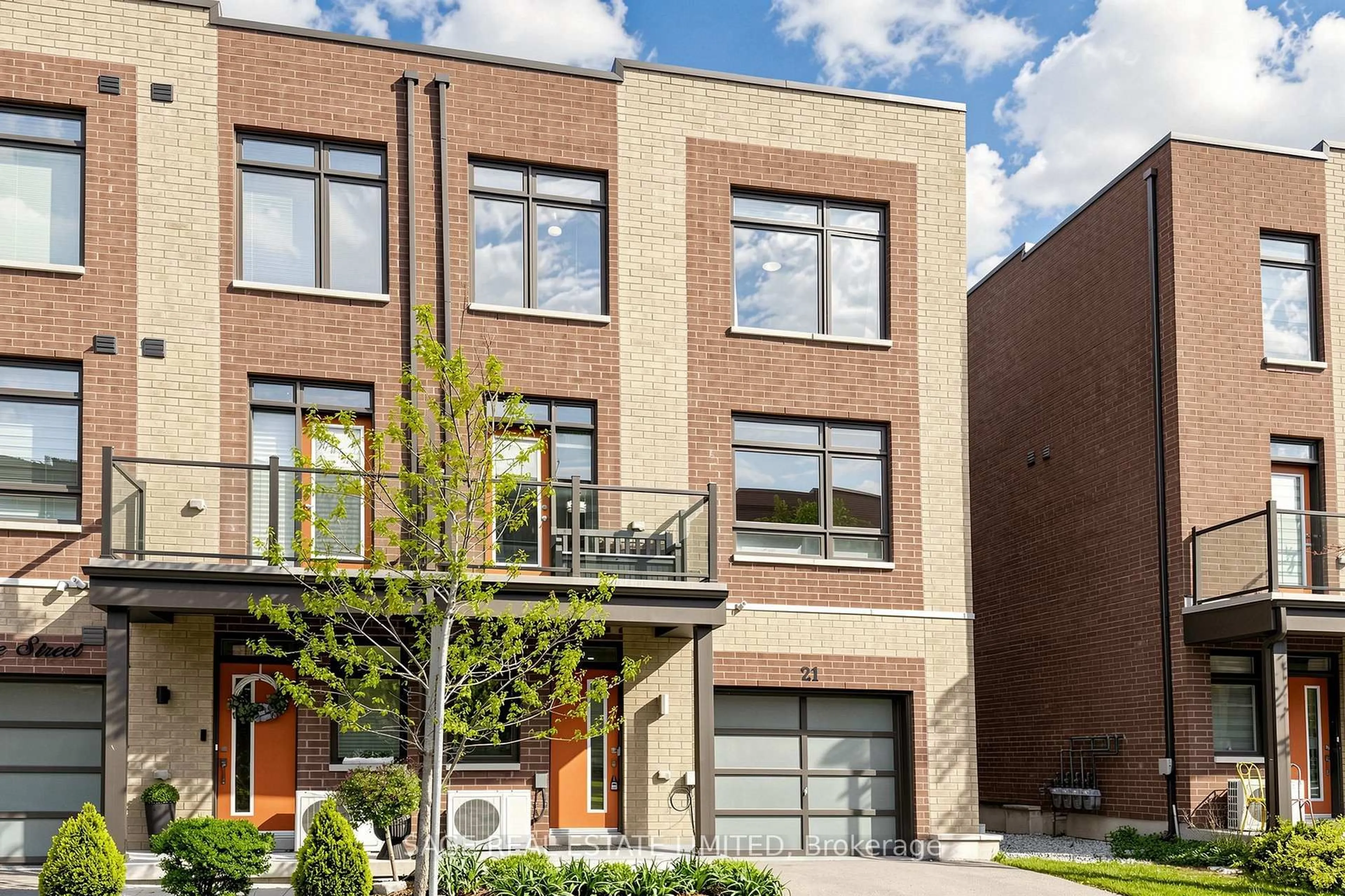 Home with brick exterior material, street for 21 Lachine St, Vaughan Ontario L4L 0L9