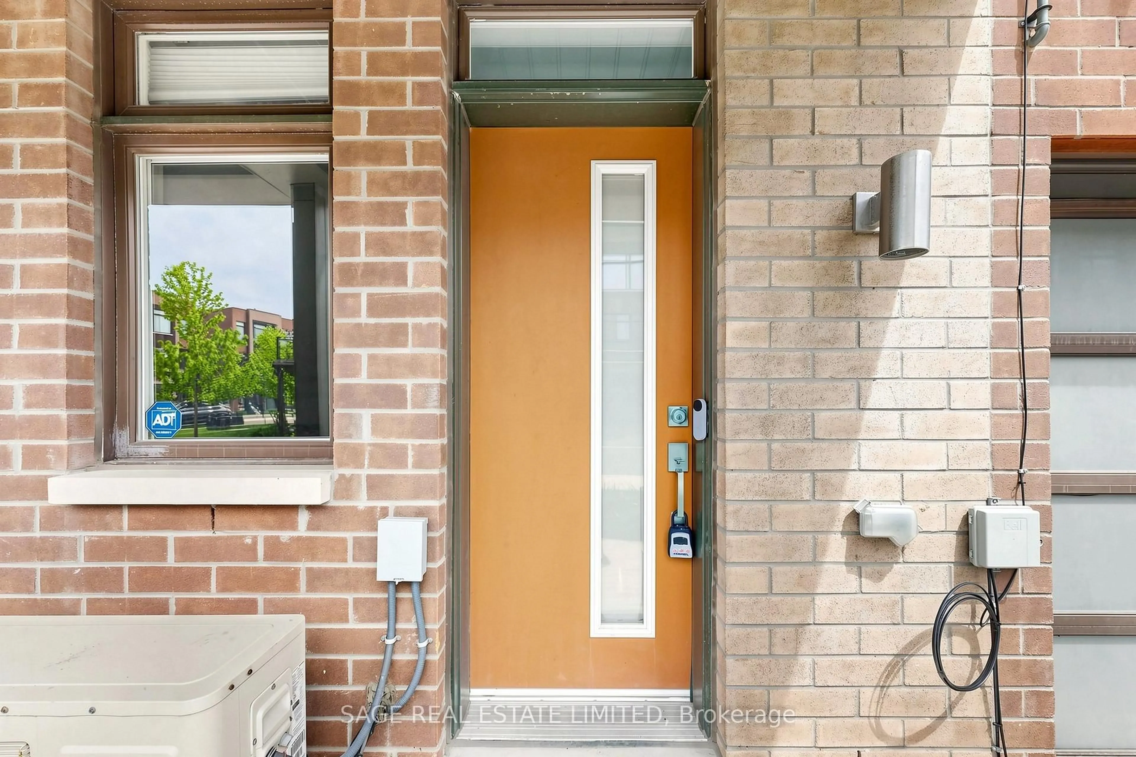 Unknown for 21 Lachine St, Vaughan Ontario L4L 0L9