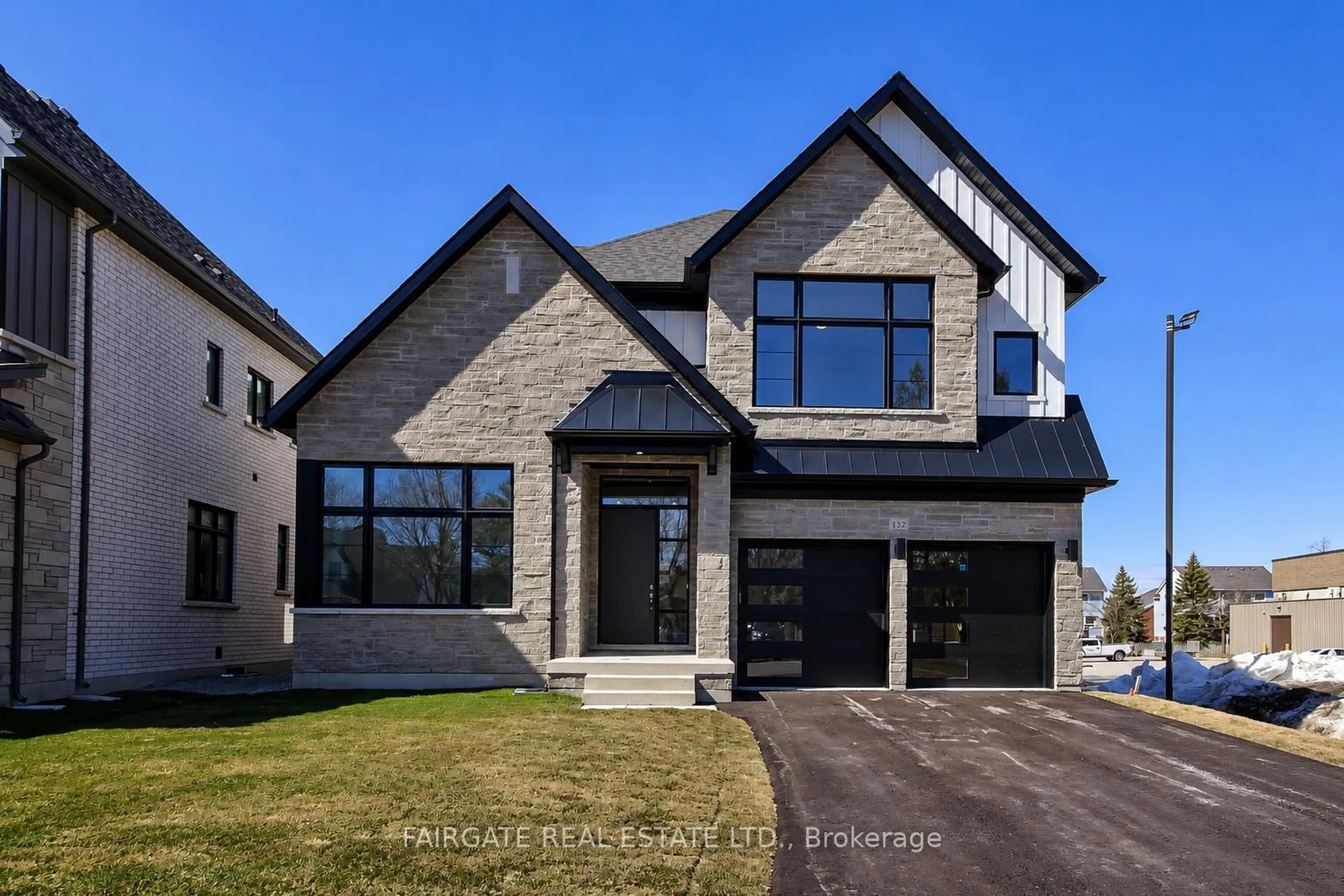 Home with brick exterior material, street for 132 William St, Whitchurch-Stouffville Ontario L4A 1B3