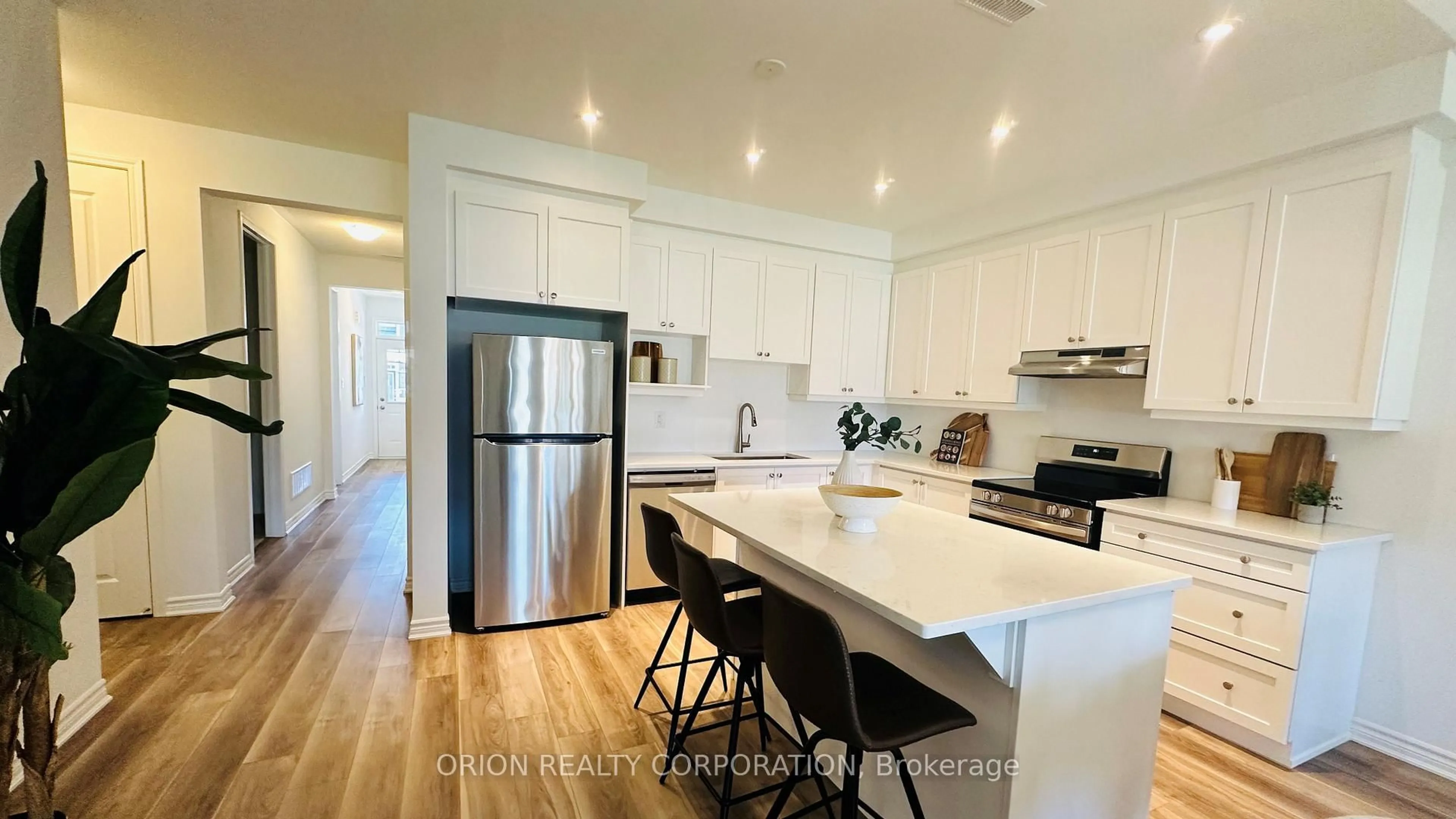 Unknown for 706 Sargeant Pl, Innisfil Ontario L9S 0S9