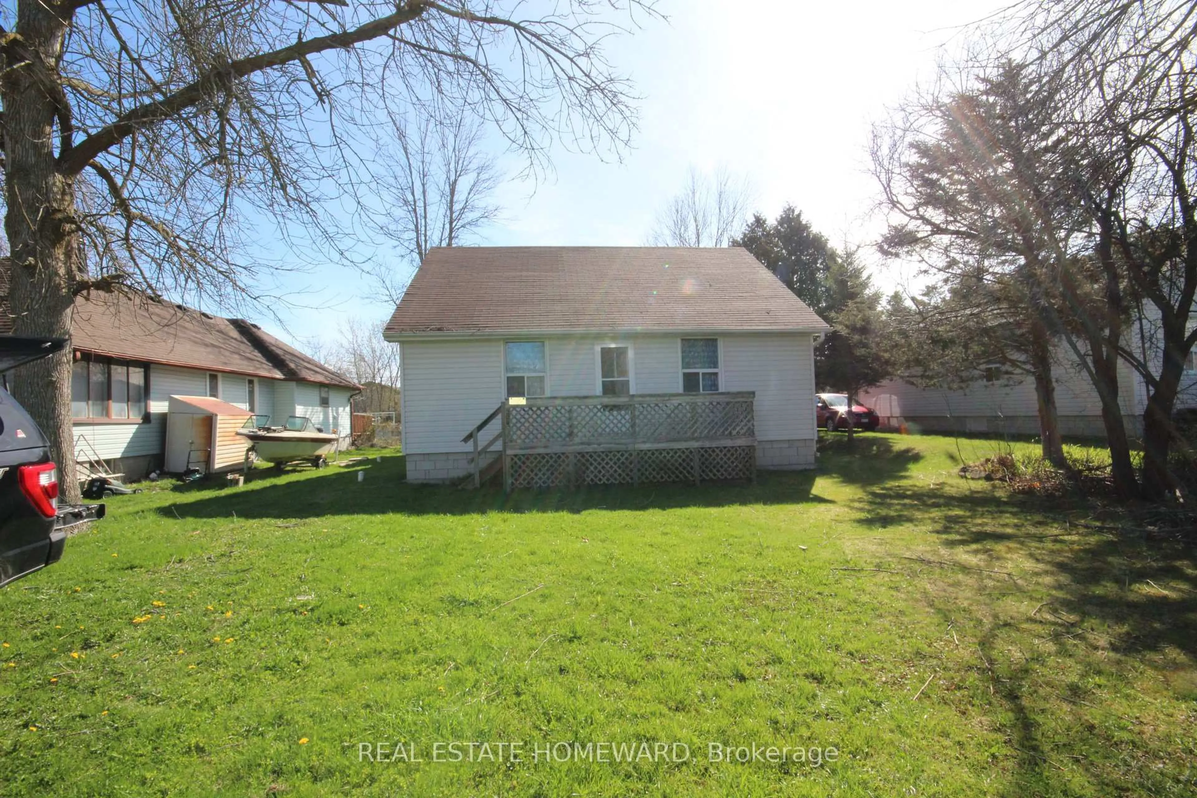Unknown for 27125 Woodbine Ave, Georgina Ontario L4P 3E9