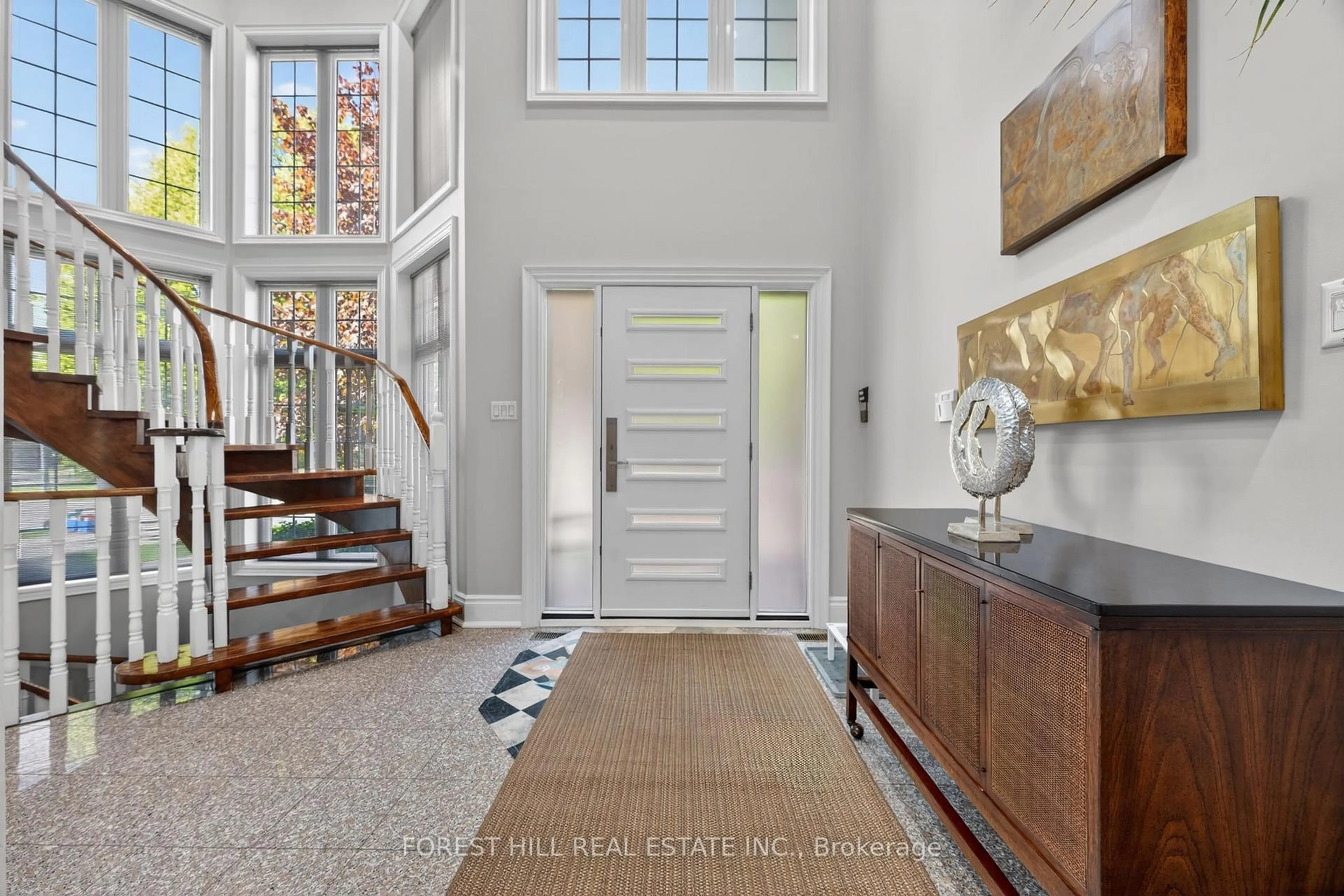 Indoor entryway for 15 Palmerston Dr, Vaughan Ontario L4J 7V8