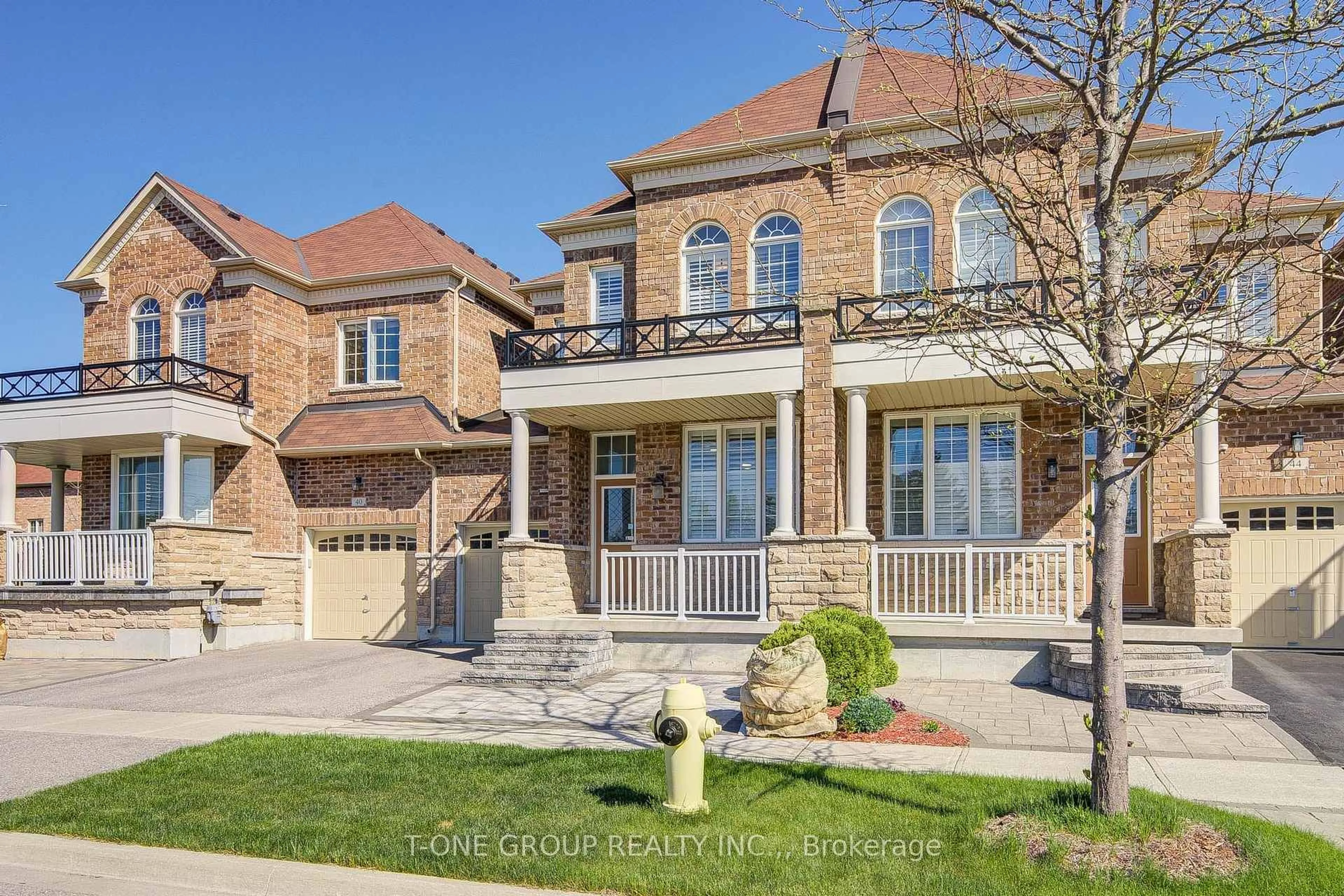 Home with brick exterior material, street for 42 Christian Ritter Dr, Markham Ontario L6C 0W1