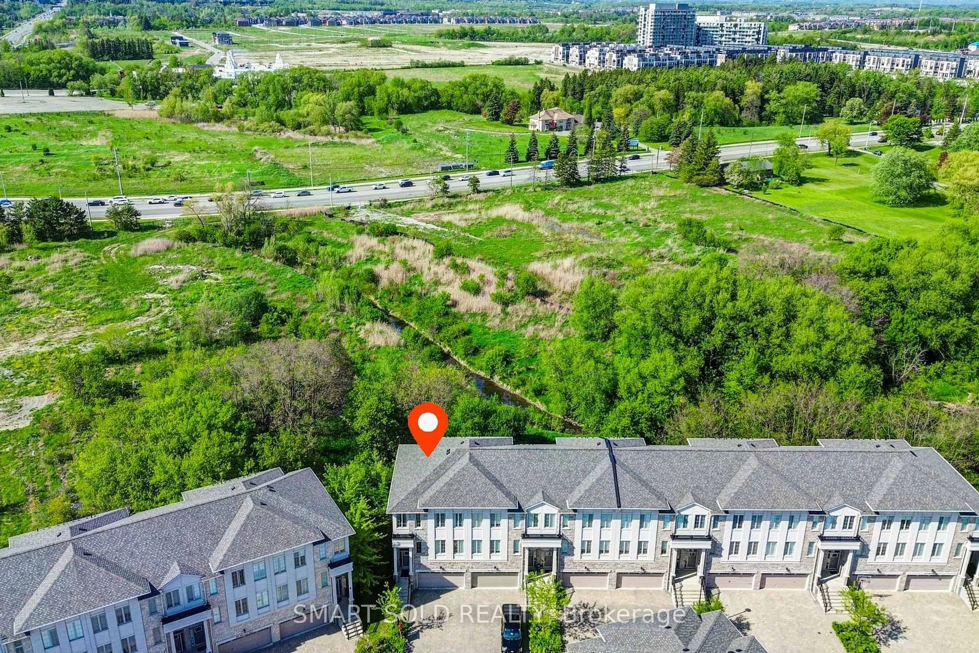 A pic from outside/outdoor area/front of a property/back of a property/a pic from drone, unknown for 29 Plowman Lane, Richmond Hill Ontario L4S 0G4