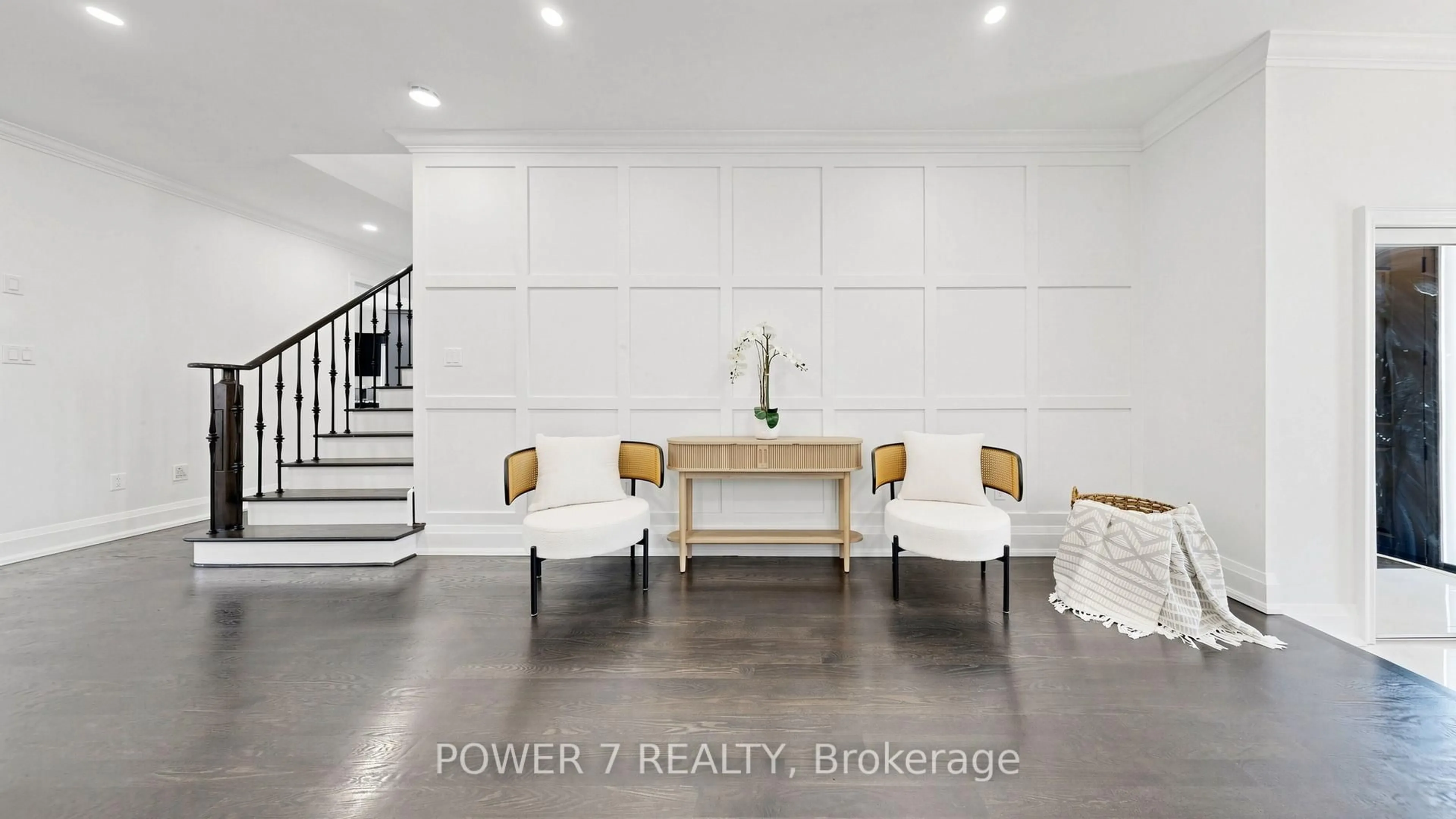 Unknown for 15 Eva Grove Crt, Whitchurch-Stouffville Ontario L4A 0S4