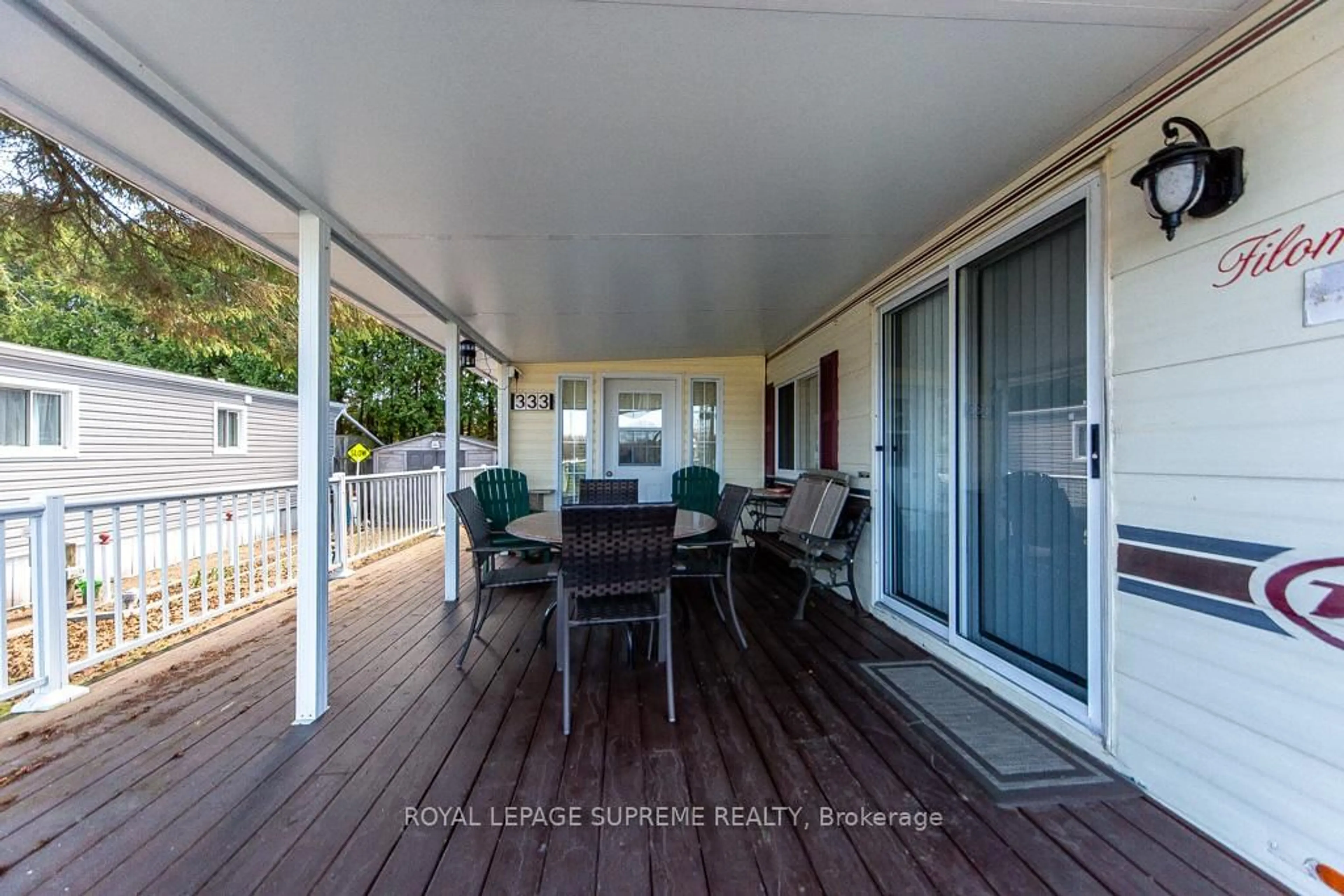 Patio, water/lake/river/ocean view for 285 Crydermans Rd #333, Georgina Ontario L0E 1A0
