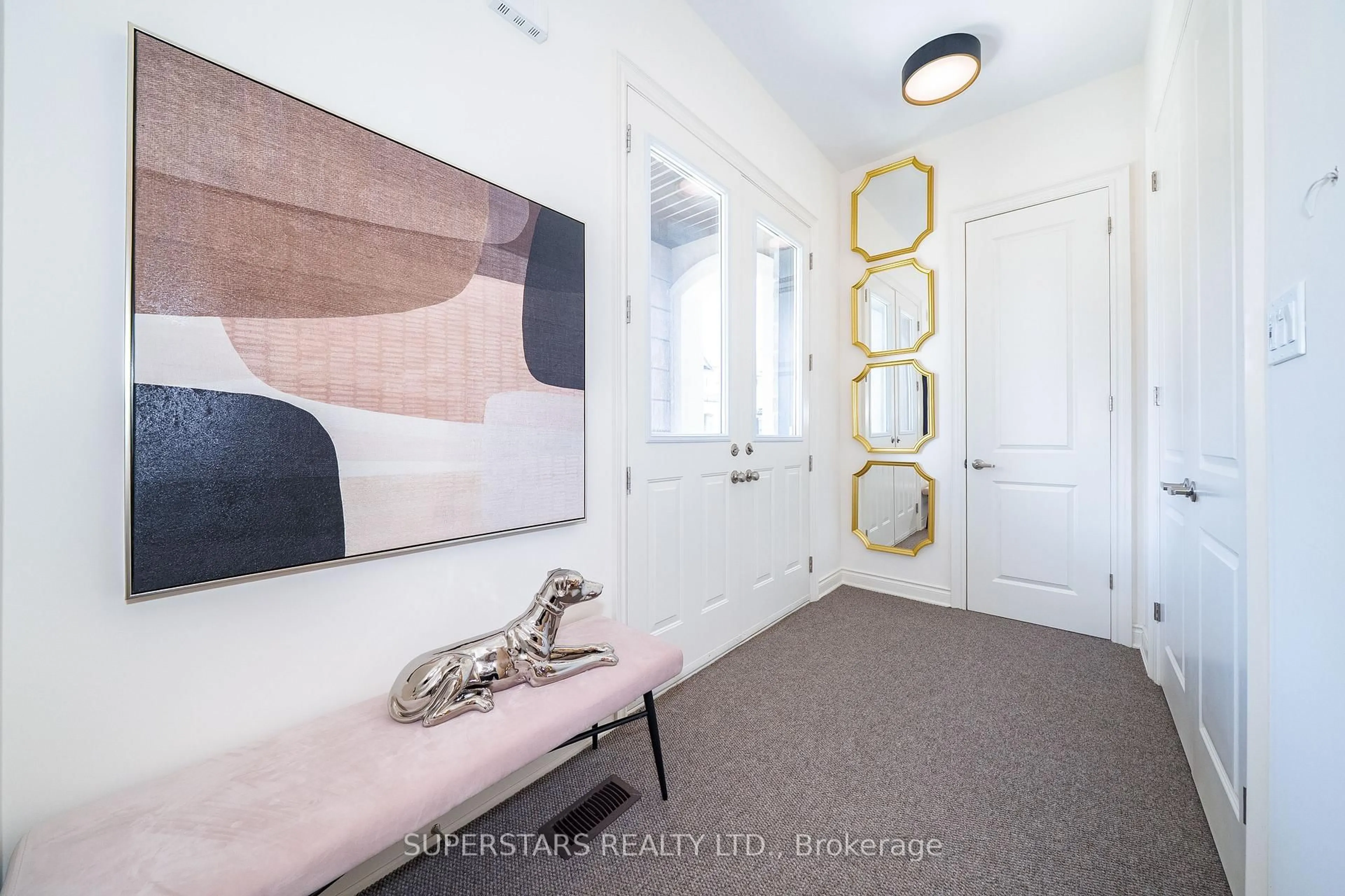 Indoor entryway for 85 Current Dr, Richmond Hill Ontario L4S 0M7