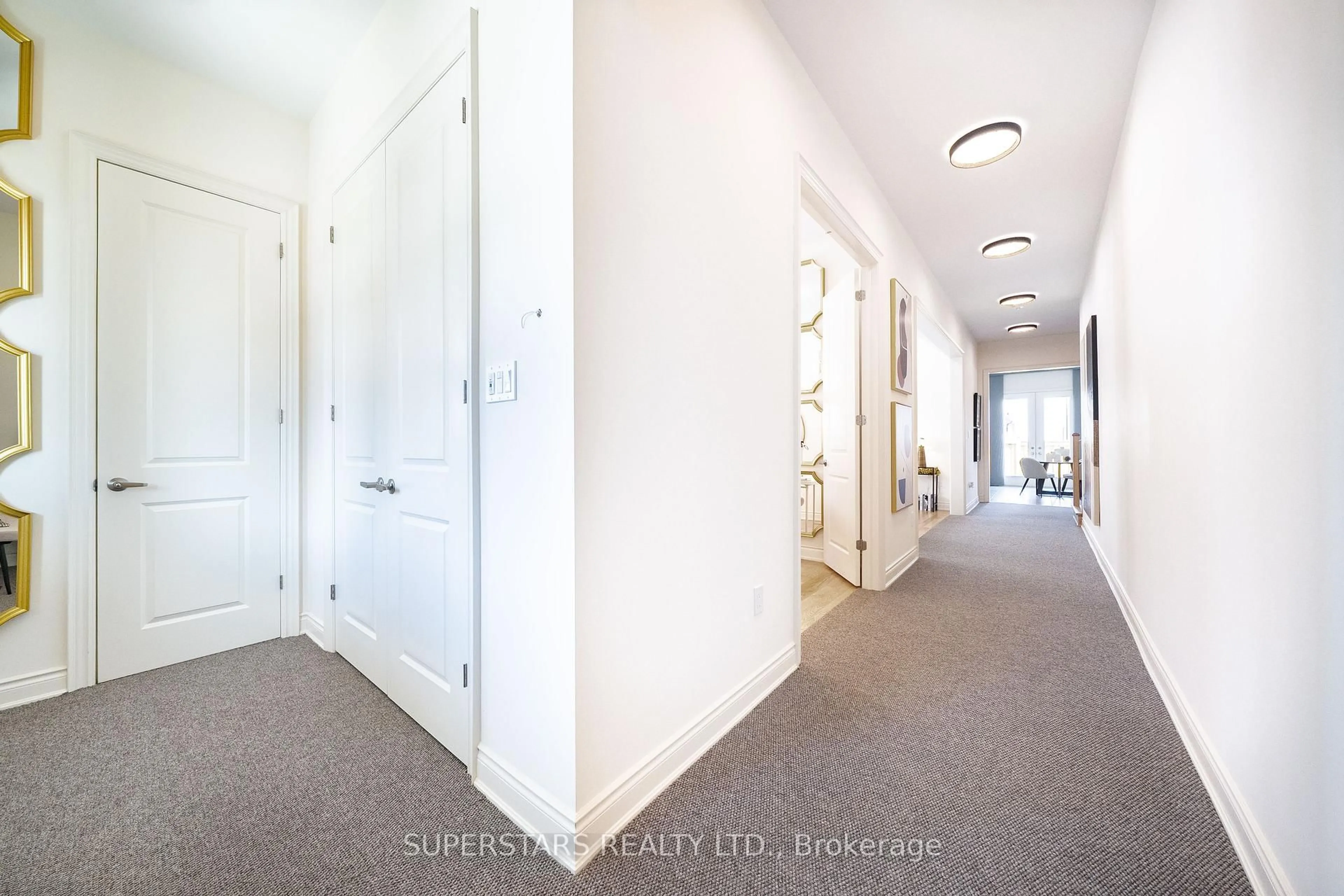 Indoor foyer for 85 Current Dr, Richmond Hill Ontario L4S 0M7