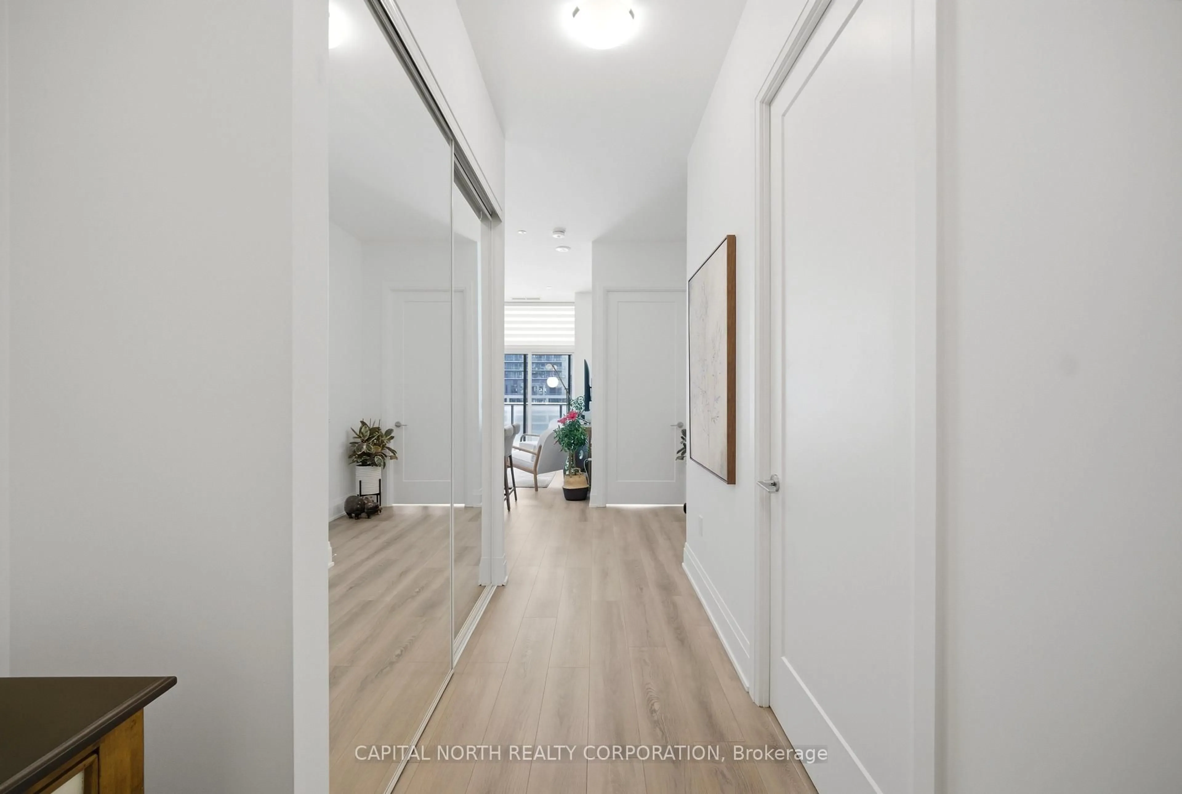 Indoor entryway for 9000 Jane St #620, Vaughan Ontario L4K 2M9