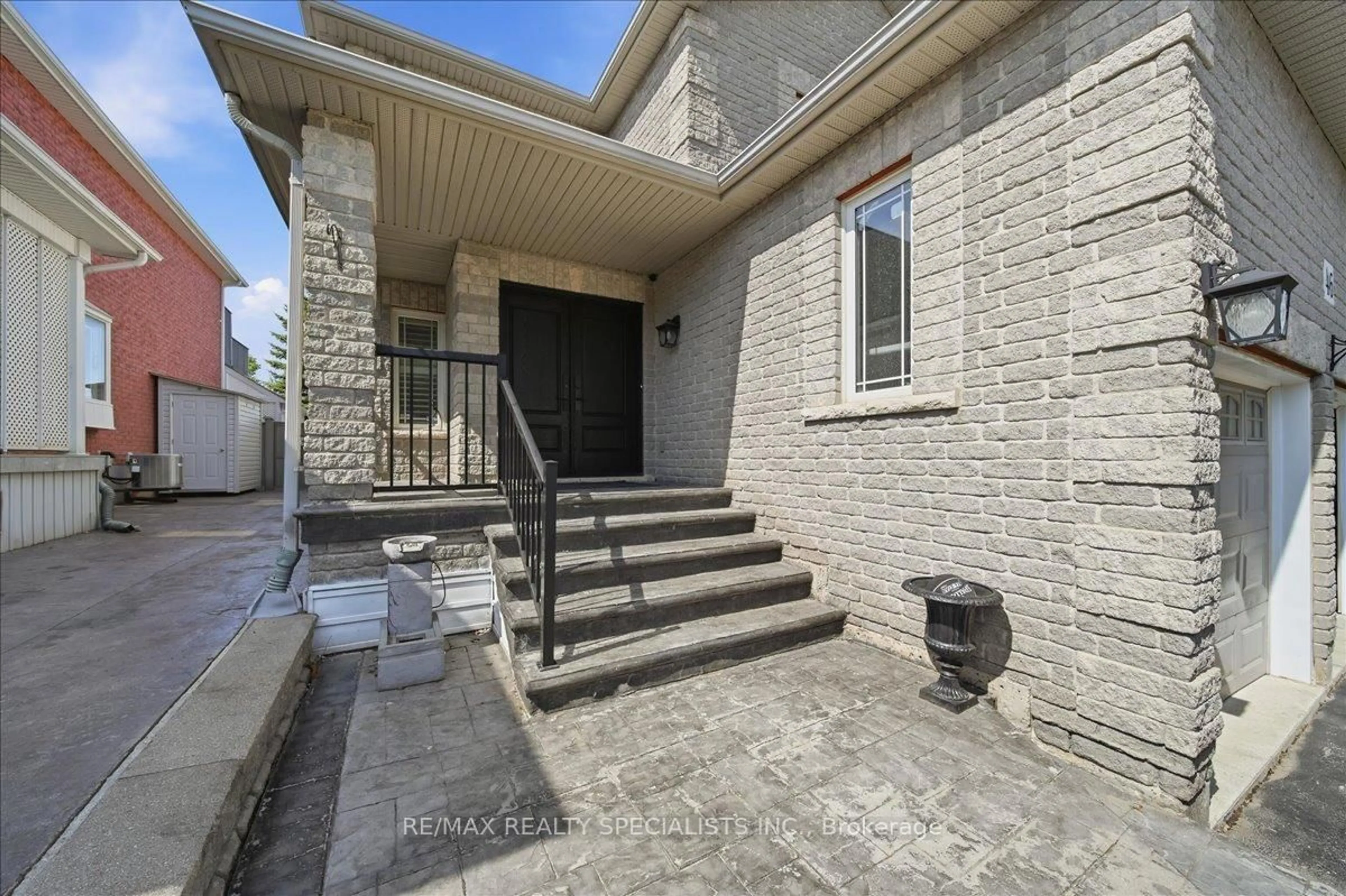 Unknown for 46 Wyman Cres, Bradford West Gwillimbury Ontario L3Z 3J6