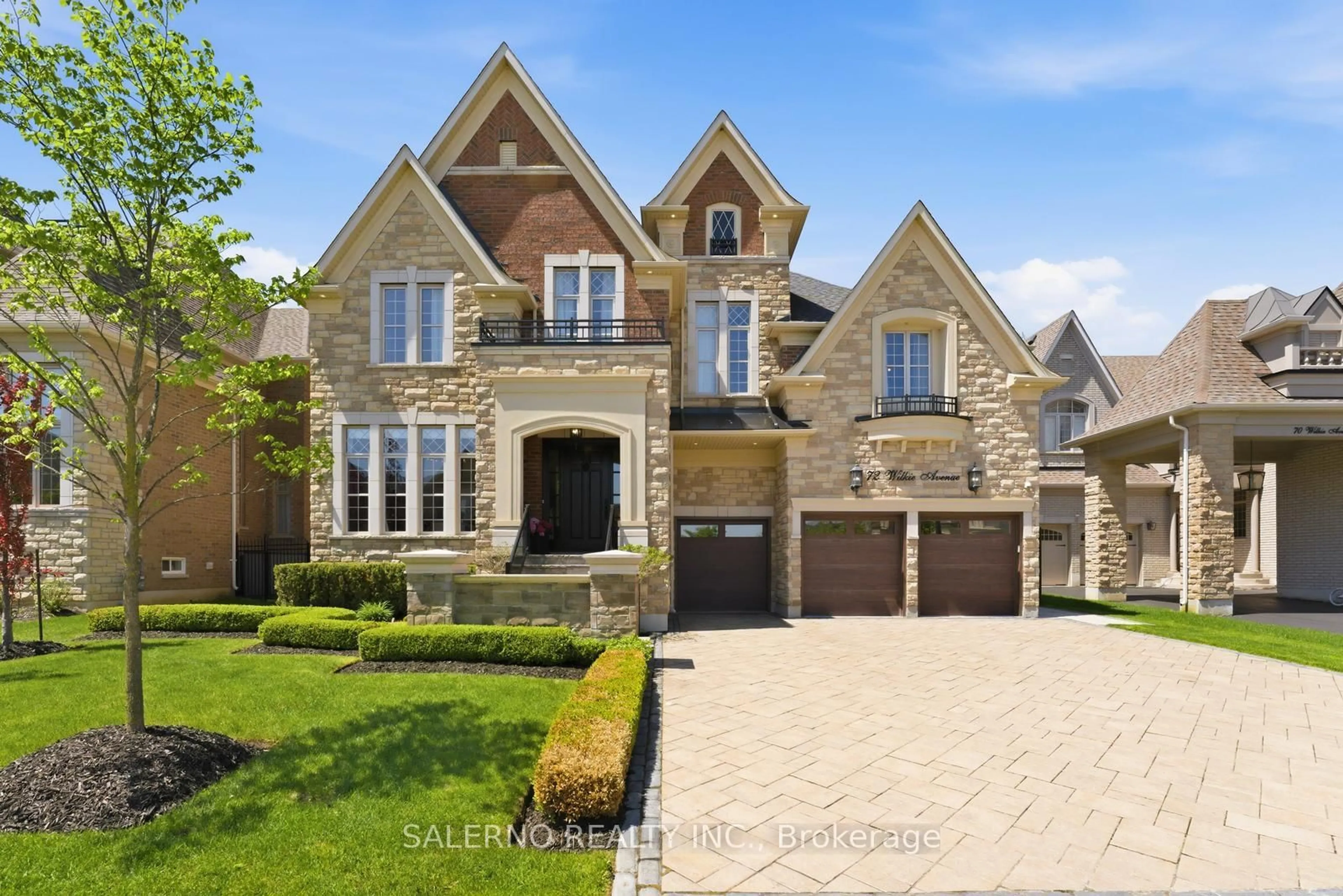 Home with brick exterior material, street for 72 Wilkie Ave, King Ontario L7B 0P1