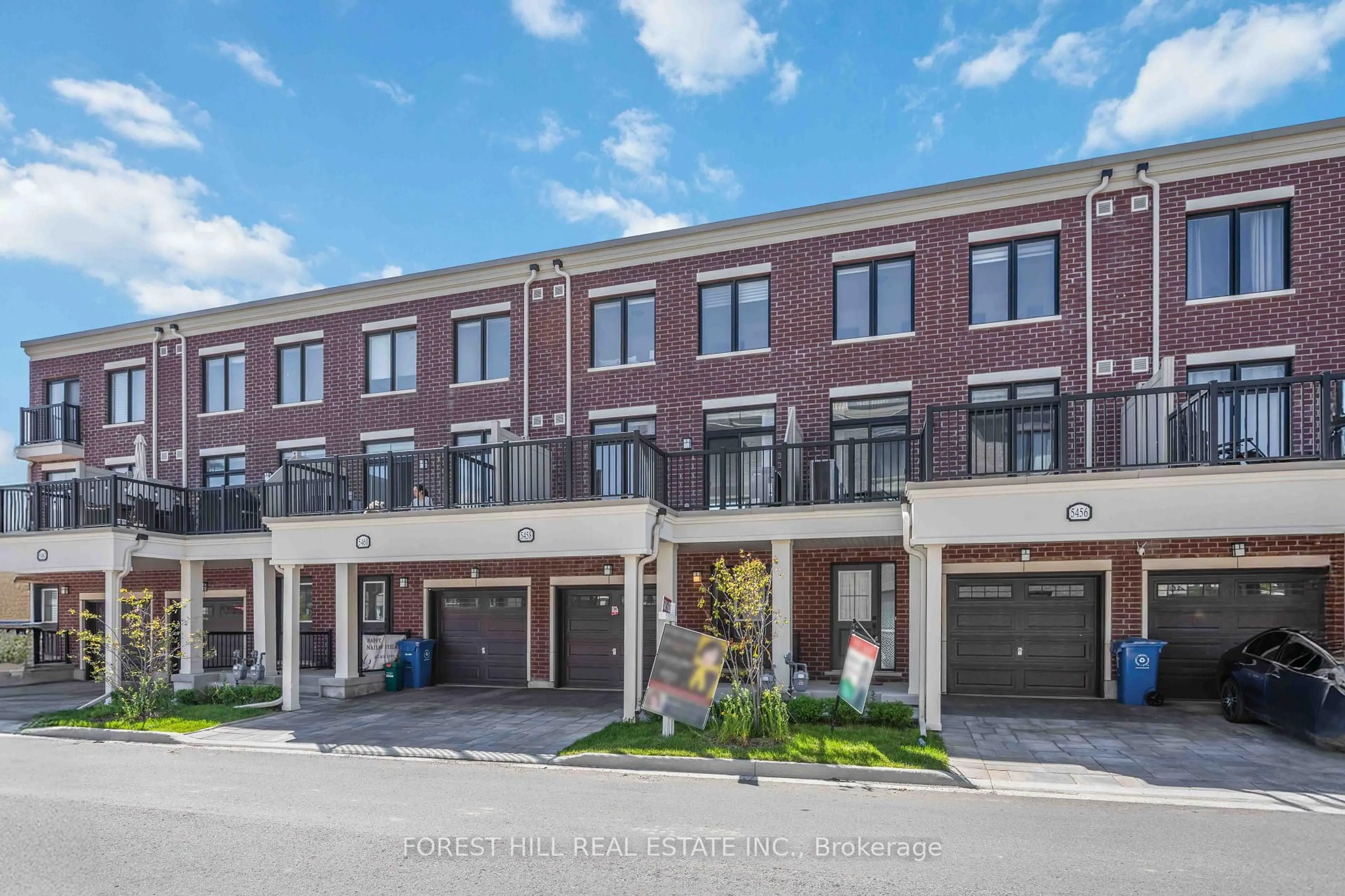 Unknown for 5458 Main St, Whitchurch-Stouffville Ontario L4A 4W8