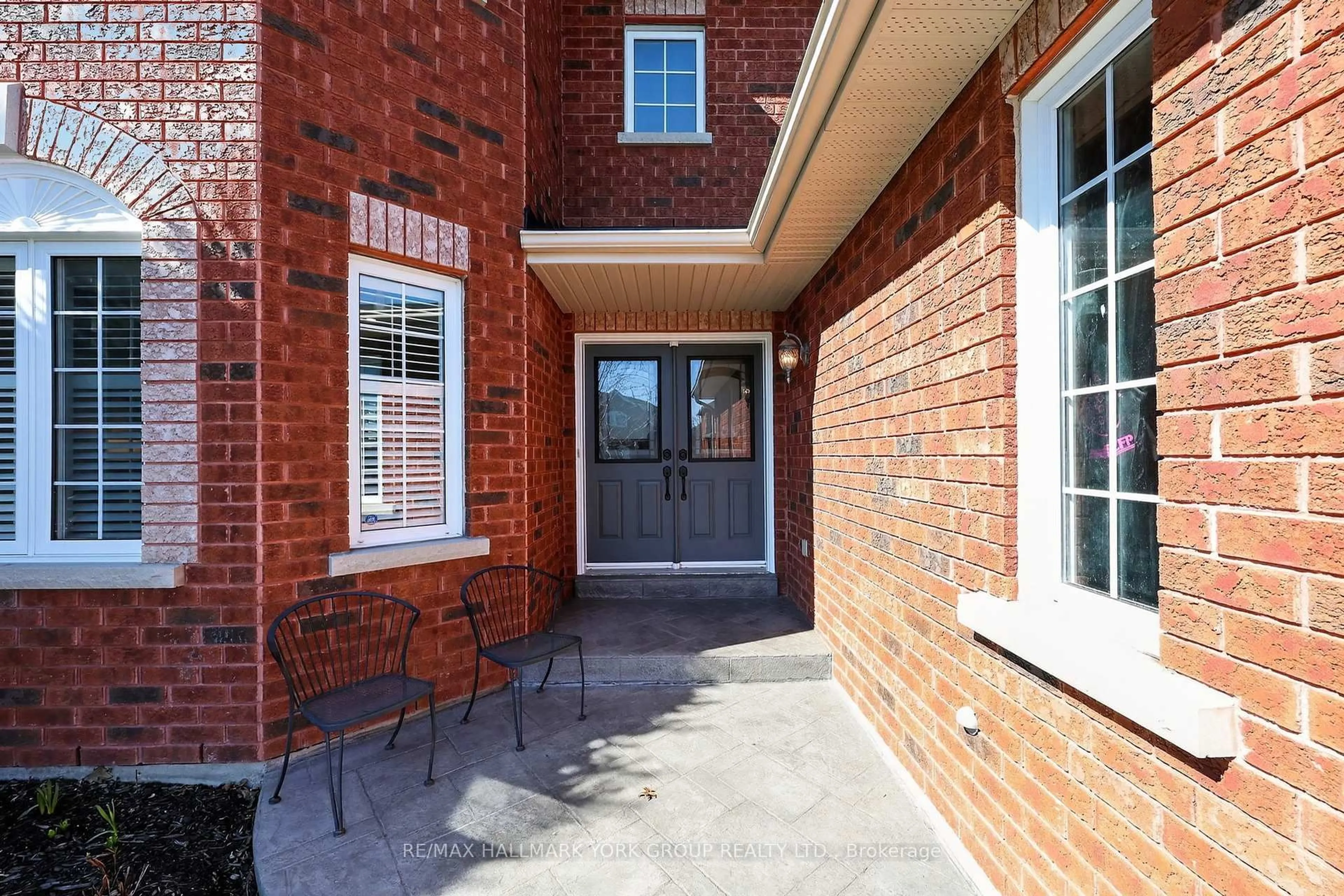 Home with brick exterior material, street for 54 Bambi Cres, Georgina Ontario L4P 4C6