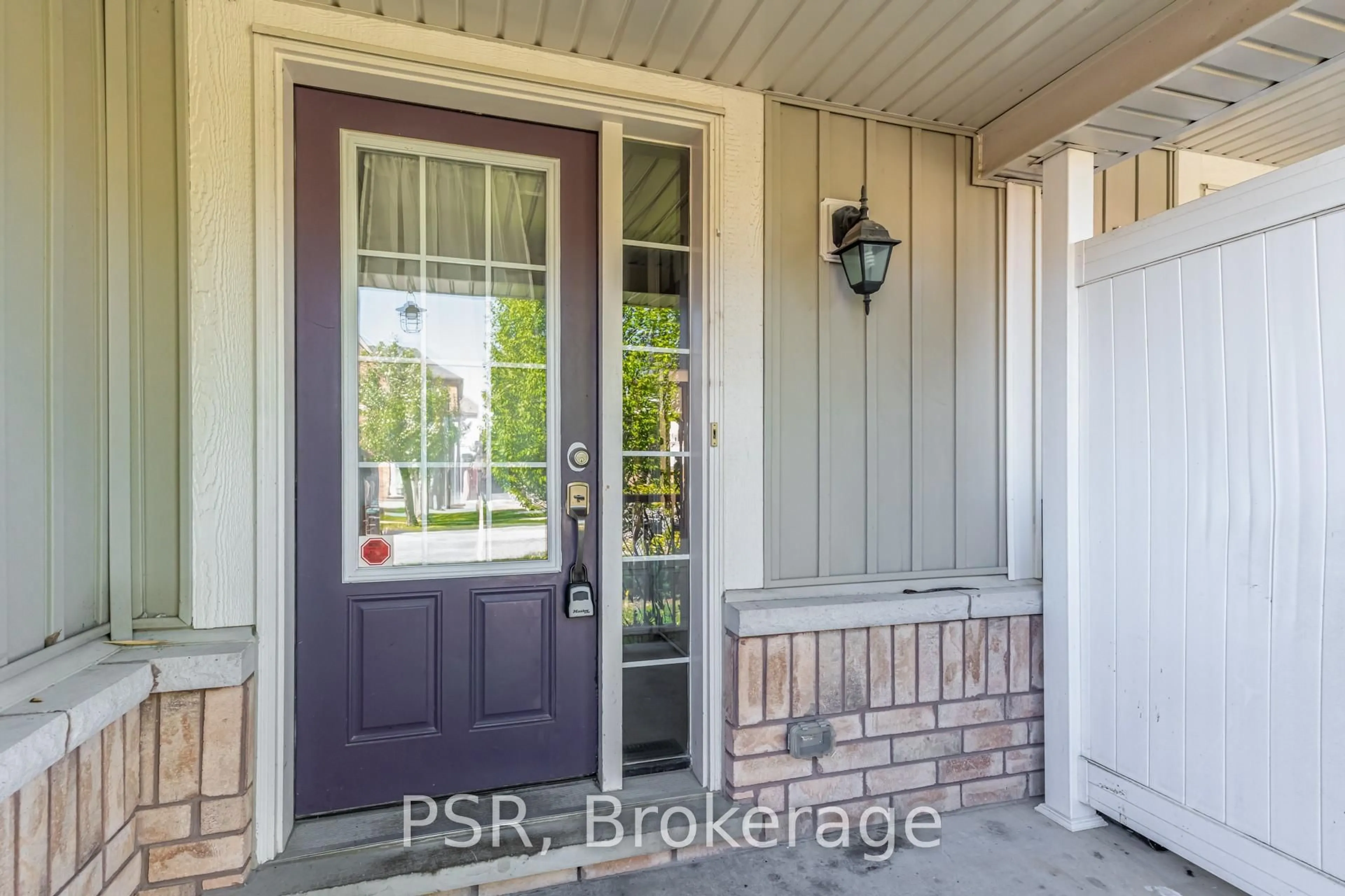 Indoor entryway for 69 Orr Dr, Bradford West Gwillimbury Ontario L3Z 0B9