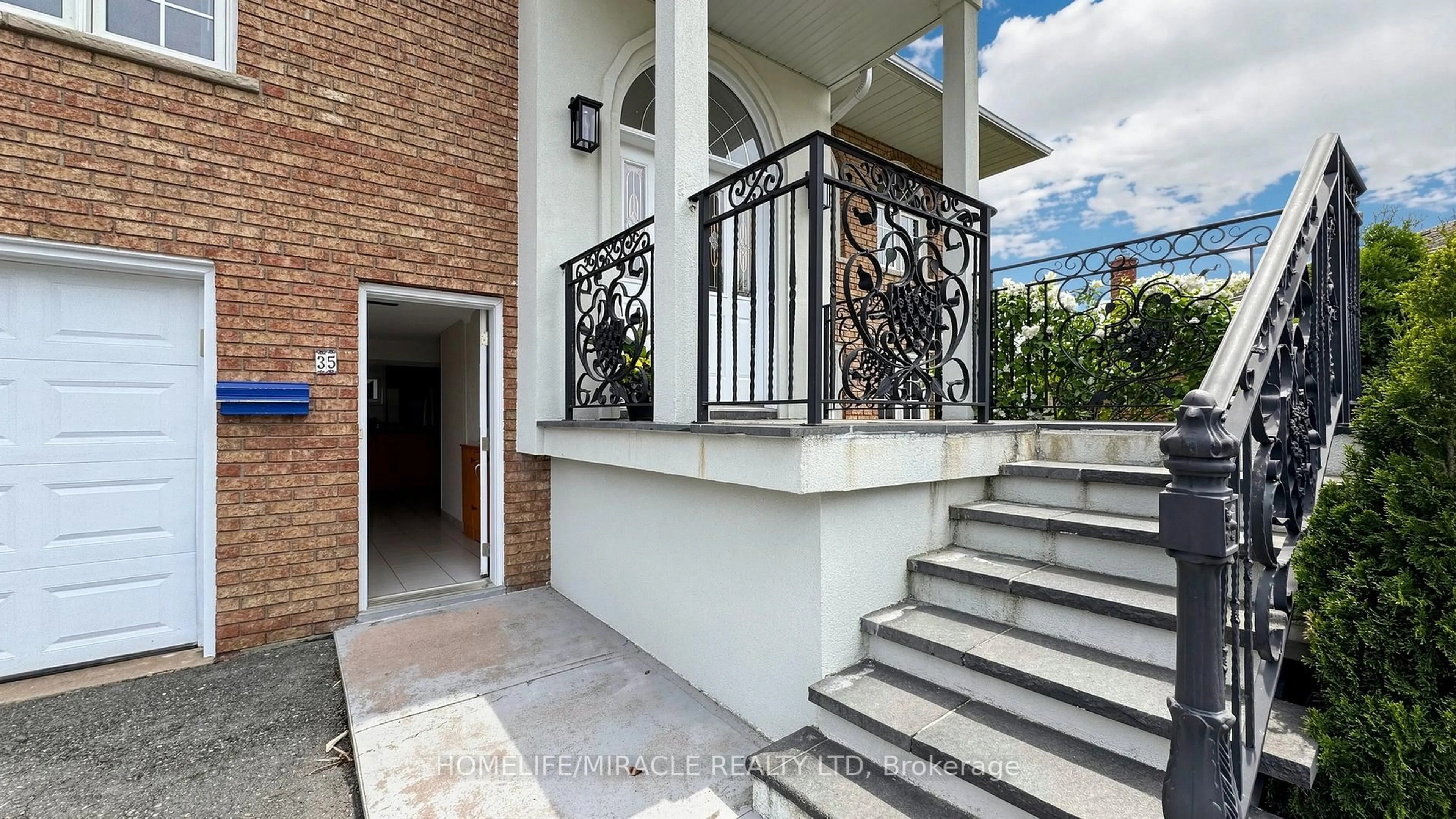 Unknown for 35 Pioneer Lane, Vaughan Ontario L4L 2J2
