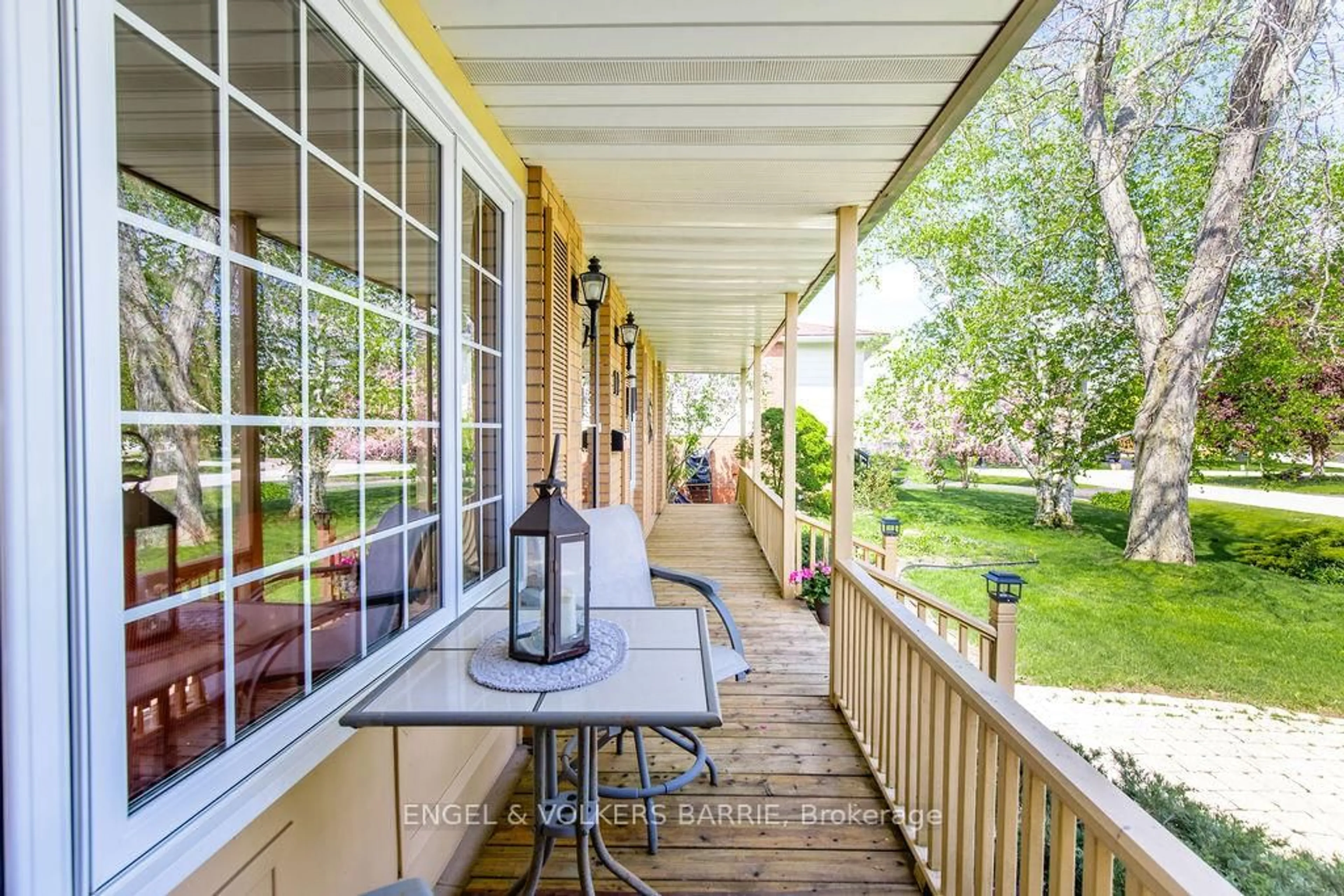 Patio, street for 12 Ellen St, Essa Ontario L0L 2N0