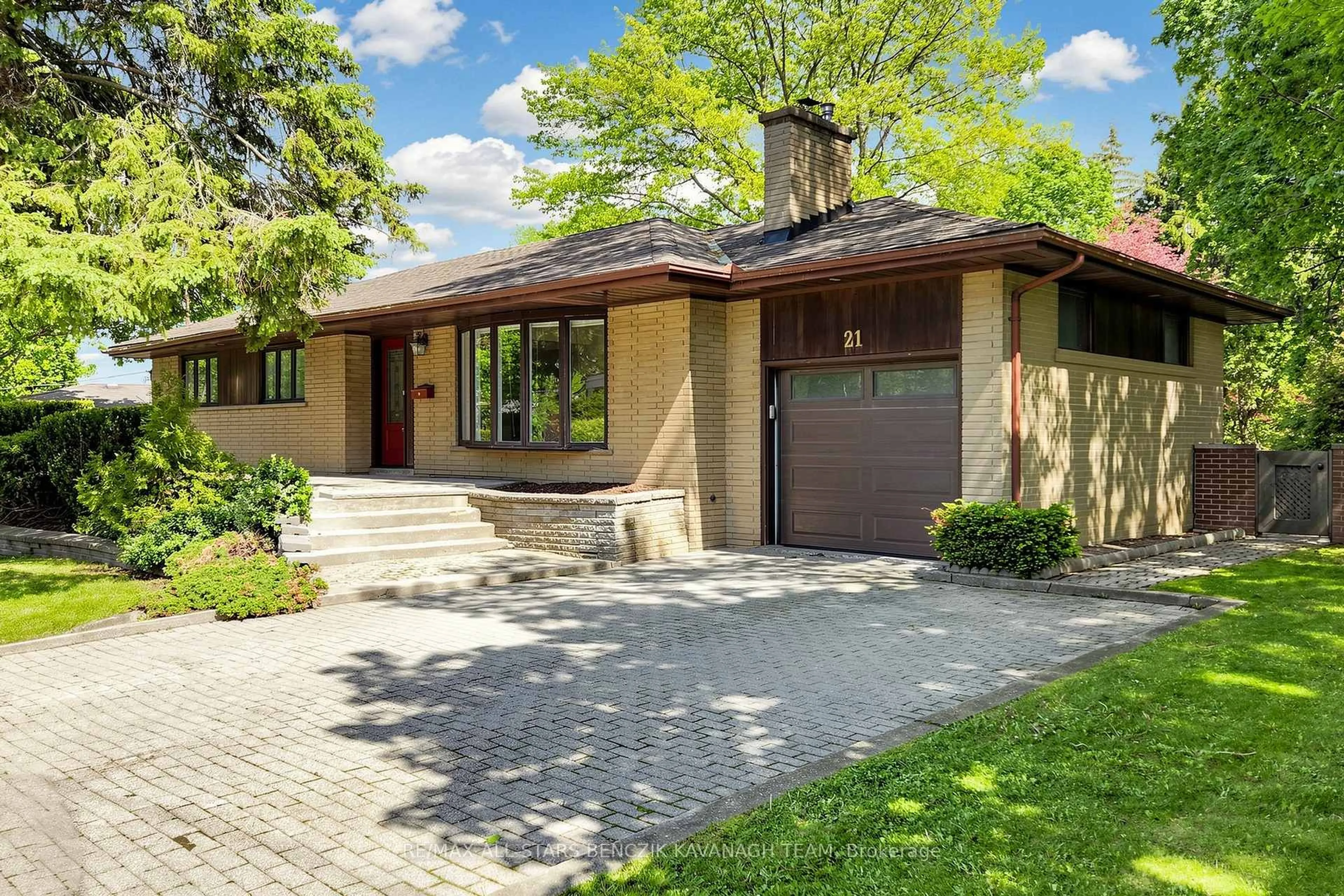 Home with brick exterior material, street for 21 Ramona Blvd, Markham Ontario L3P 2E3