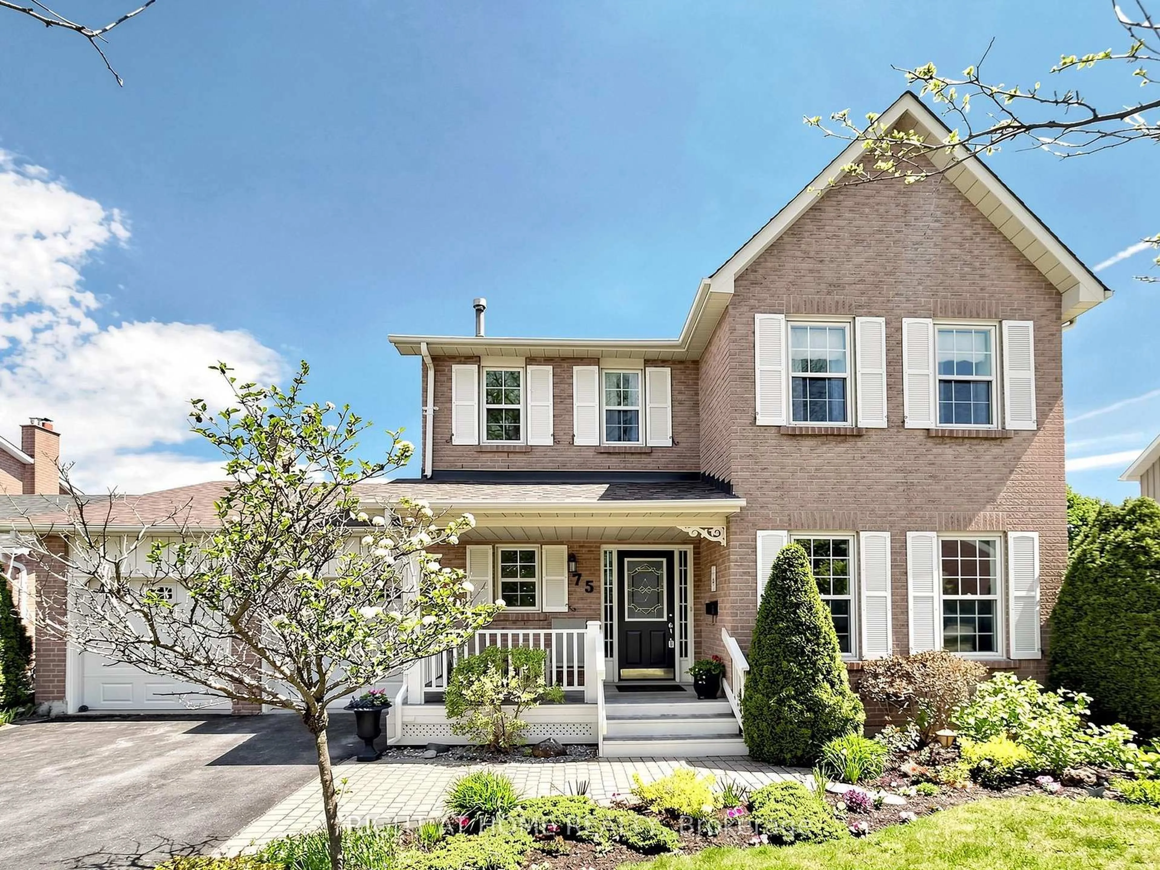 Home with brick exterior material, street for 75 Quaker Village Dr, Uxbridge Ontario L9P 1A3