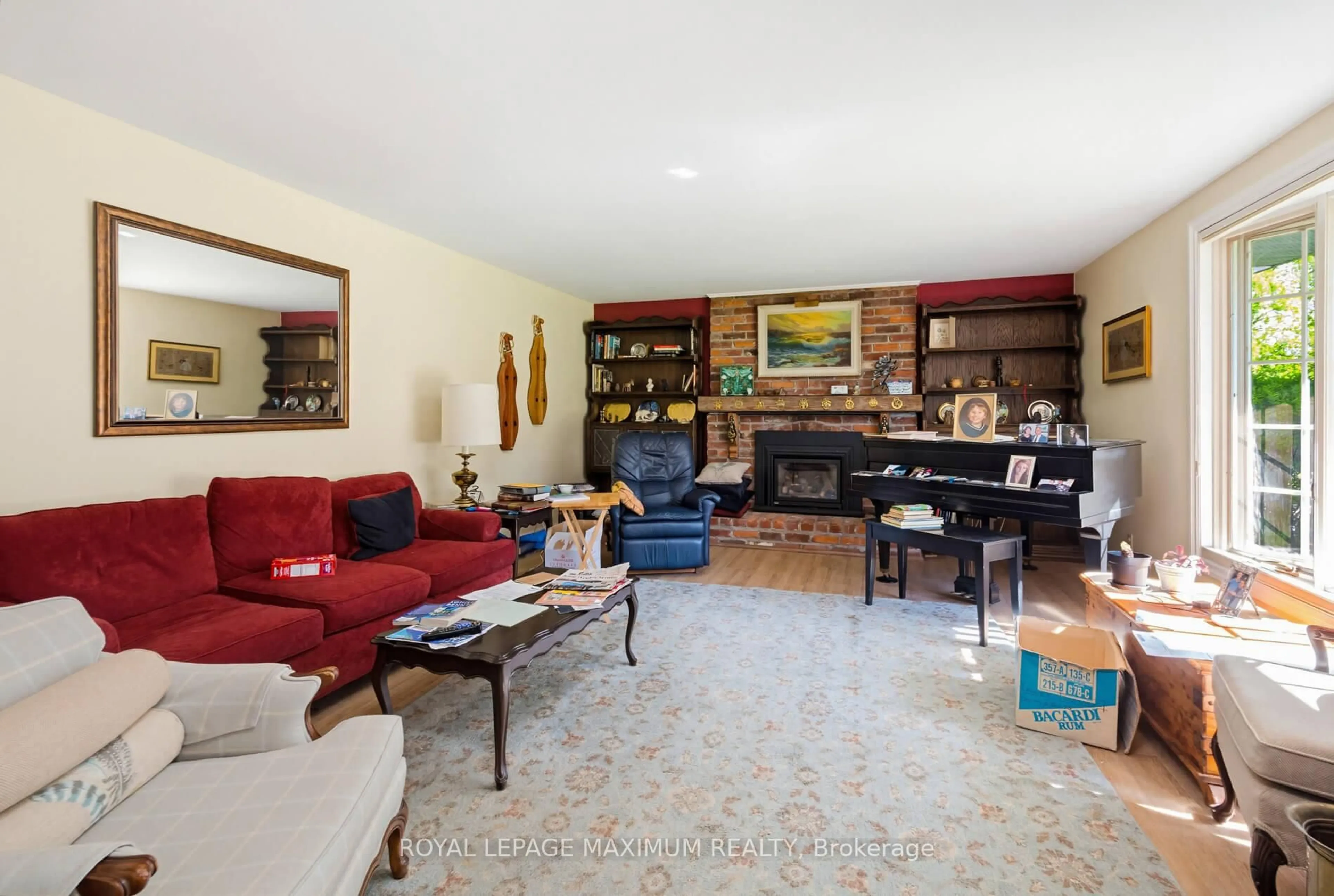 Living room with furniture, unknown for 80 McDonald St, Vaughan Ontario L6A 2A9