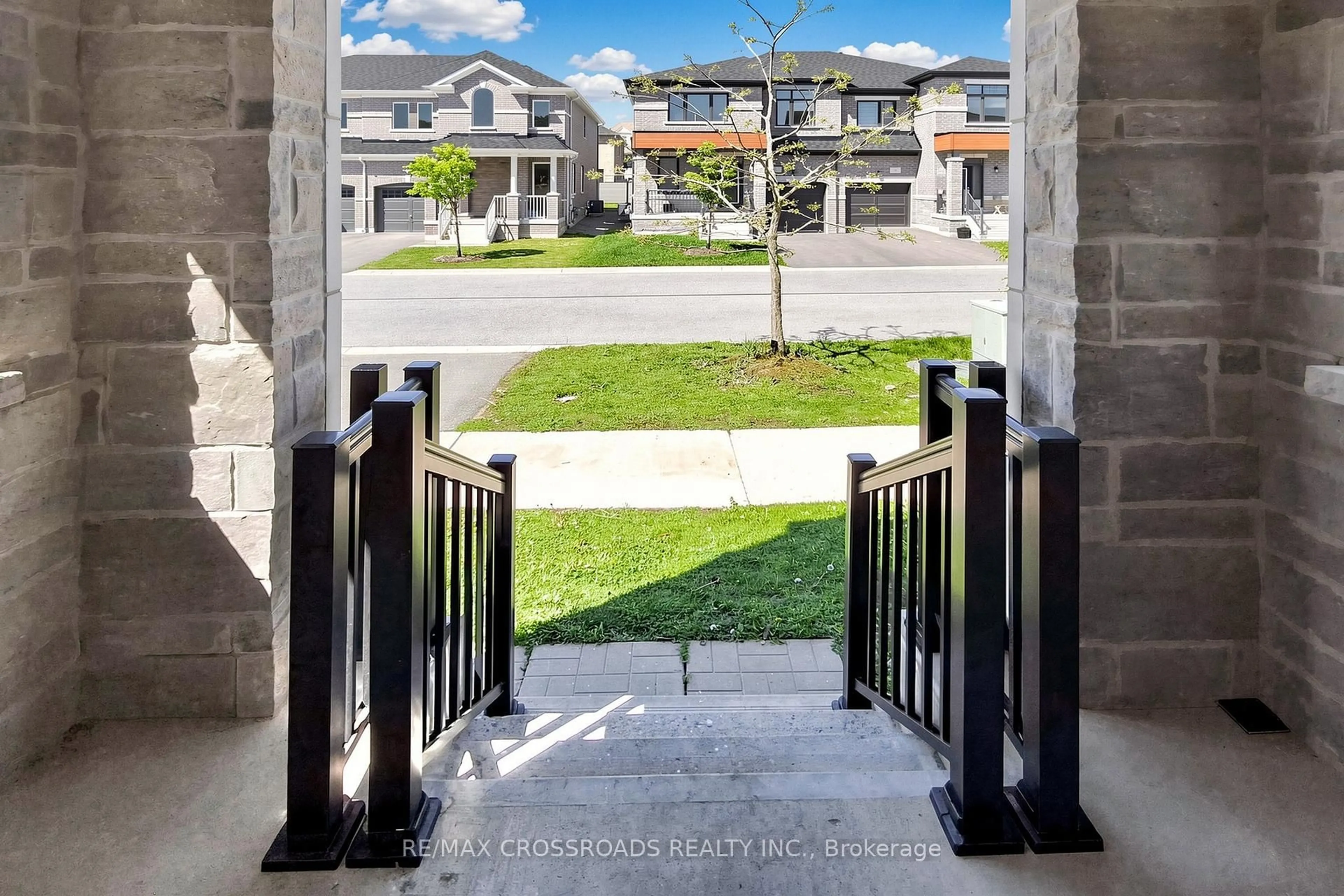 Unknown for 27 Collier Cres, Markham Ontario L6E 0T2