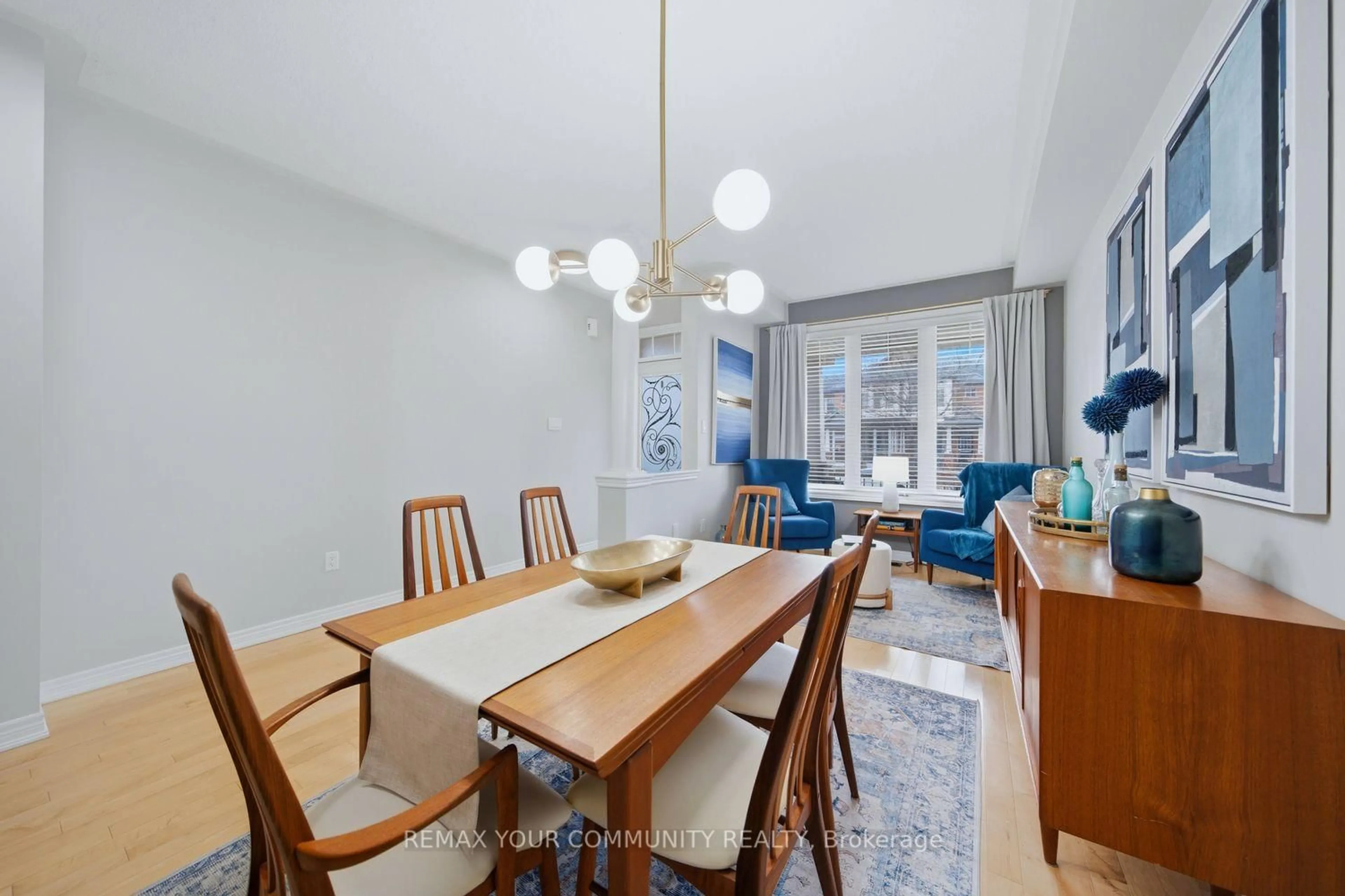Dining room, unknown for 213 Shirrick Dr, Richmond Hill Ontario L4E 4Y4