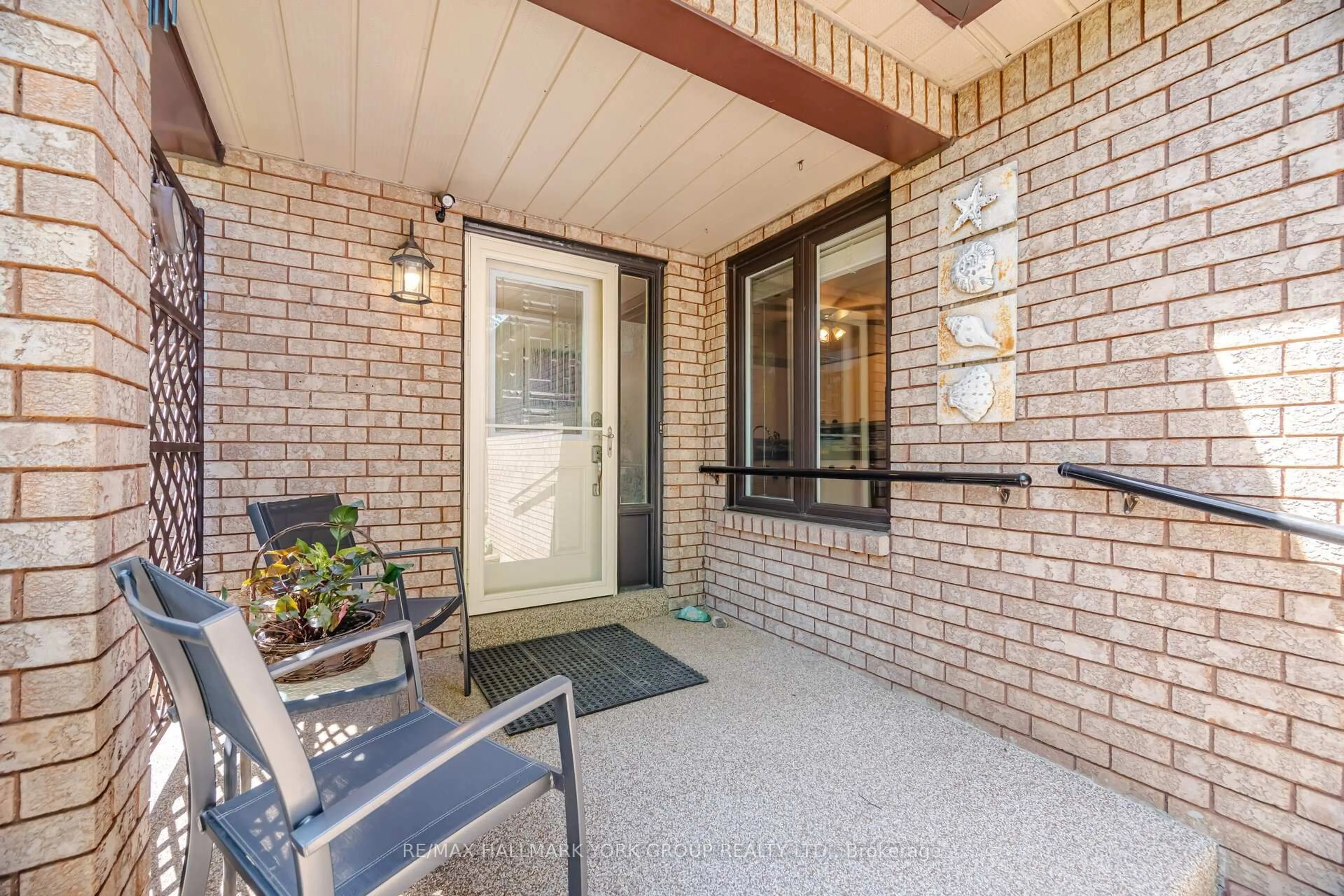 Unknown for 31 Parkette Dr #15, New Tecumseth Ontario L9R 1R7