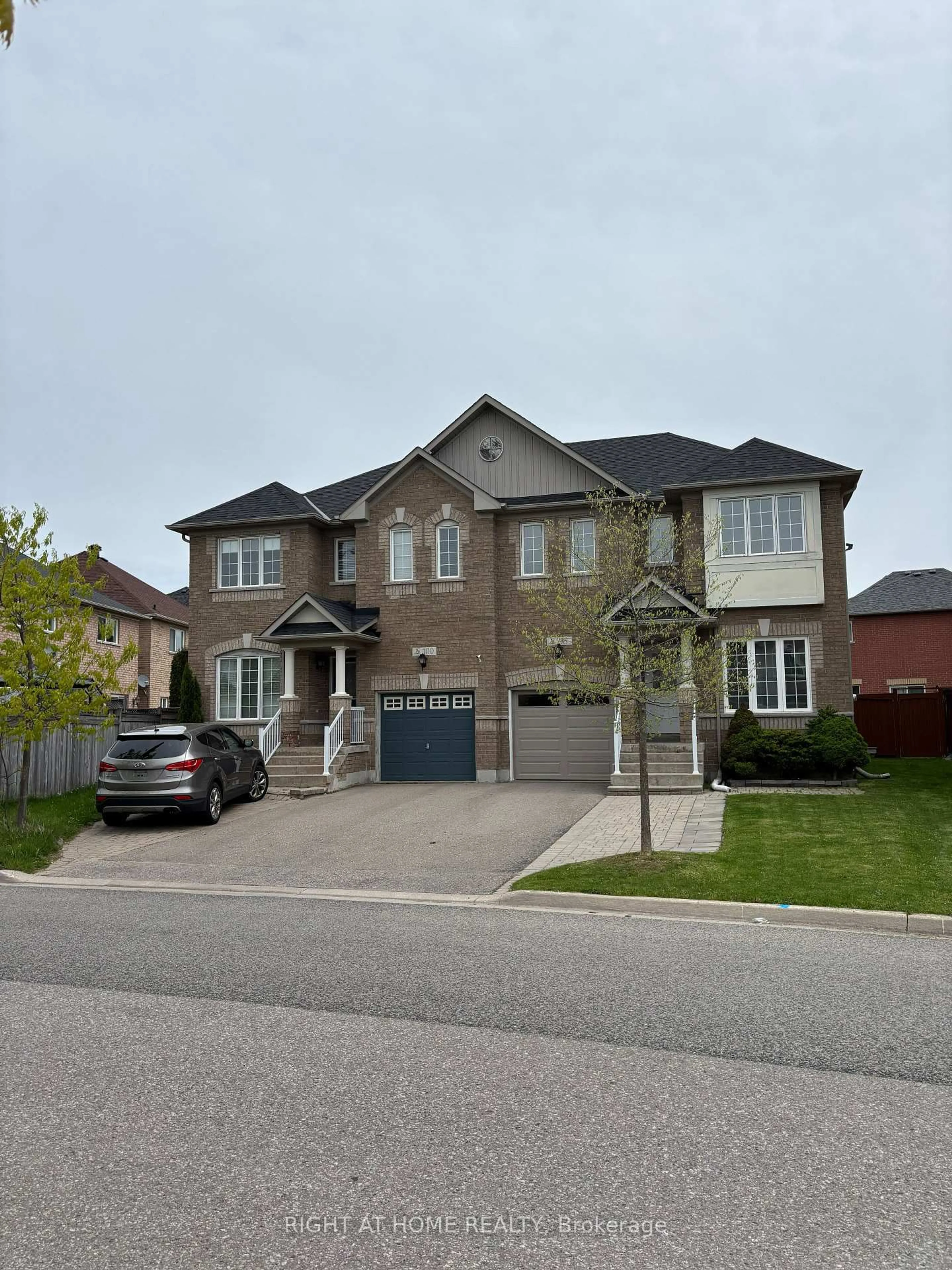 Home with brick exterior material, street for 98 Wheelwright Dr, Richmond Hill Ontario L4E 5A1