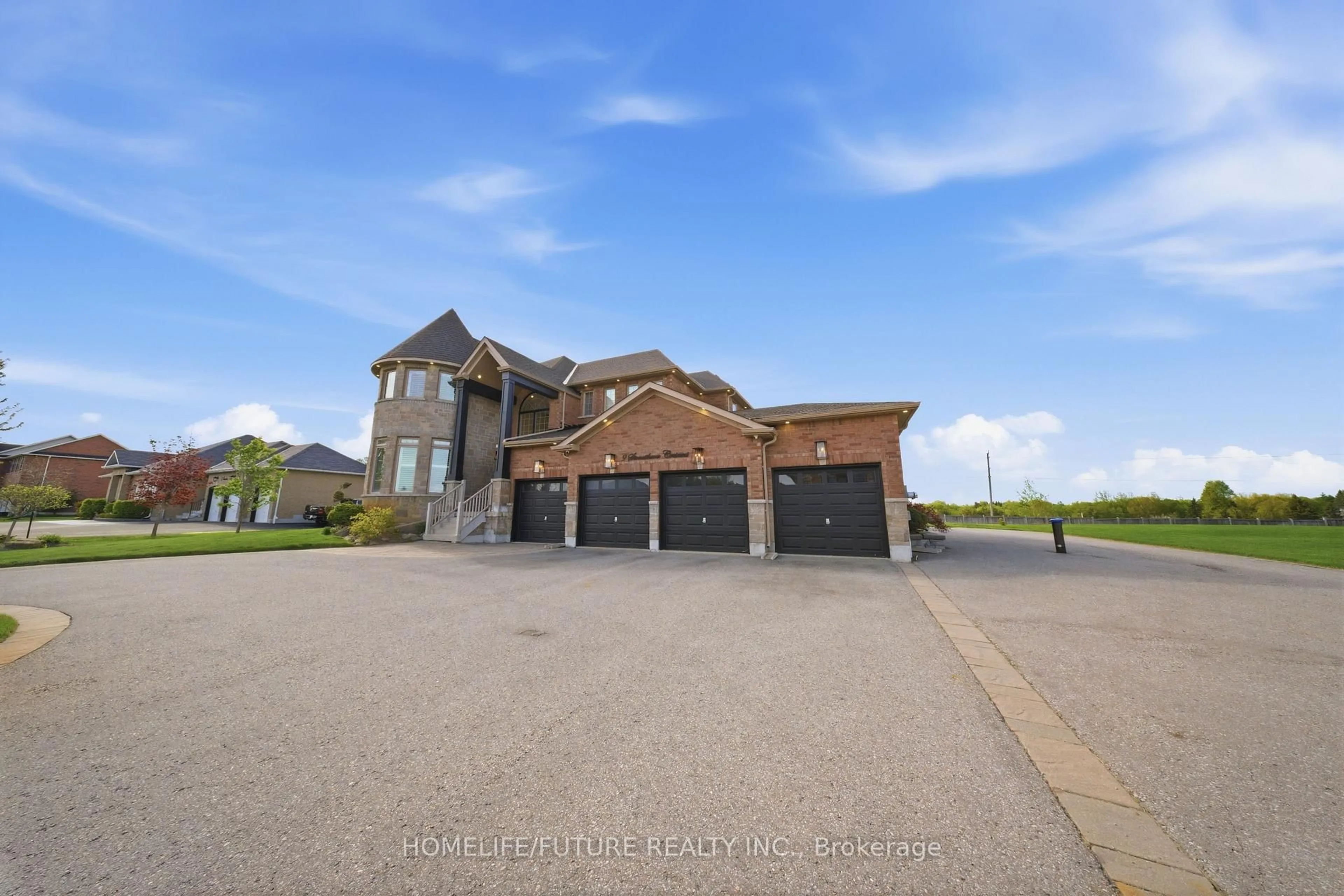 Unknown for 9 Stonesthrow Cres, Uxbridge Ontario L0C 1A0