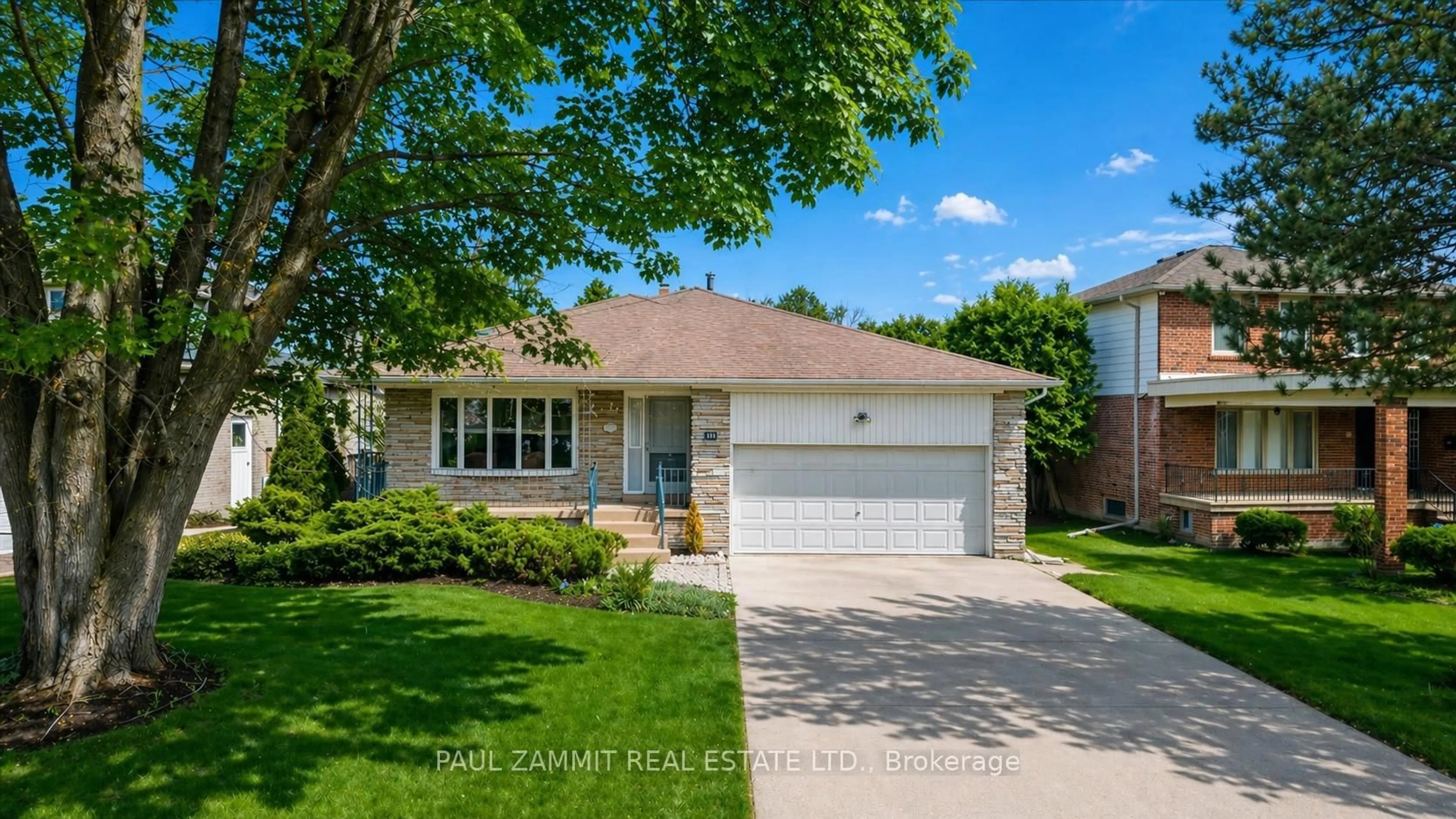 Home with brick exterior material, street for 27 Ladyslipper Crt, Markham Ontario L3T 2S6