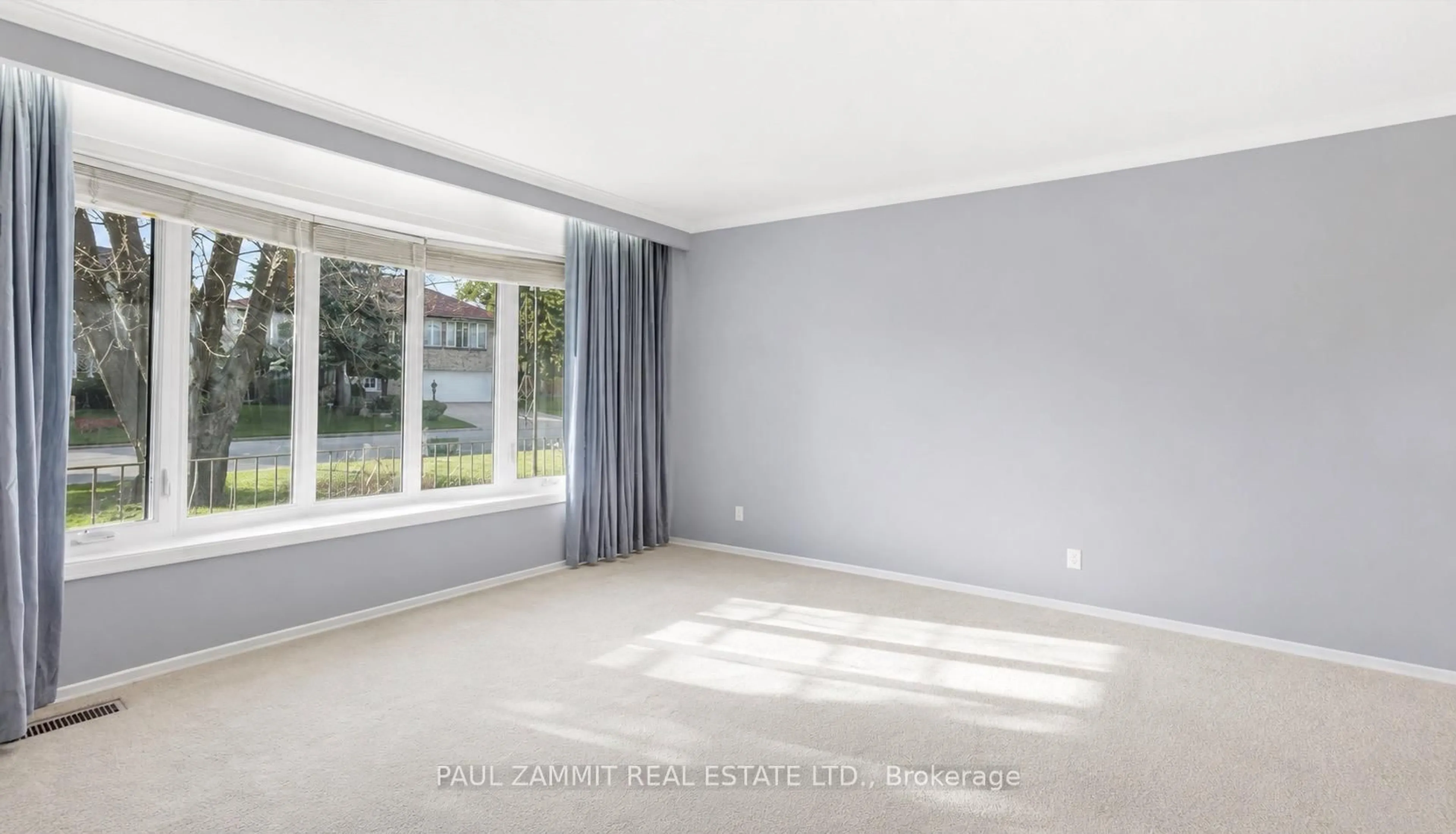 A pic of a room for 27 Ladyslipper Crt, Markham Ontario L3T 2S6