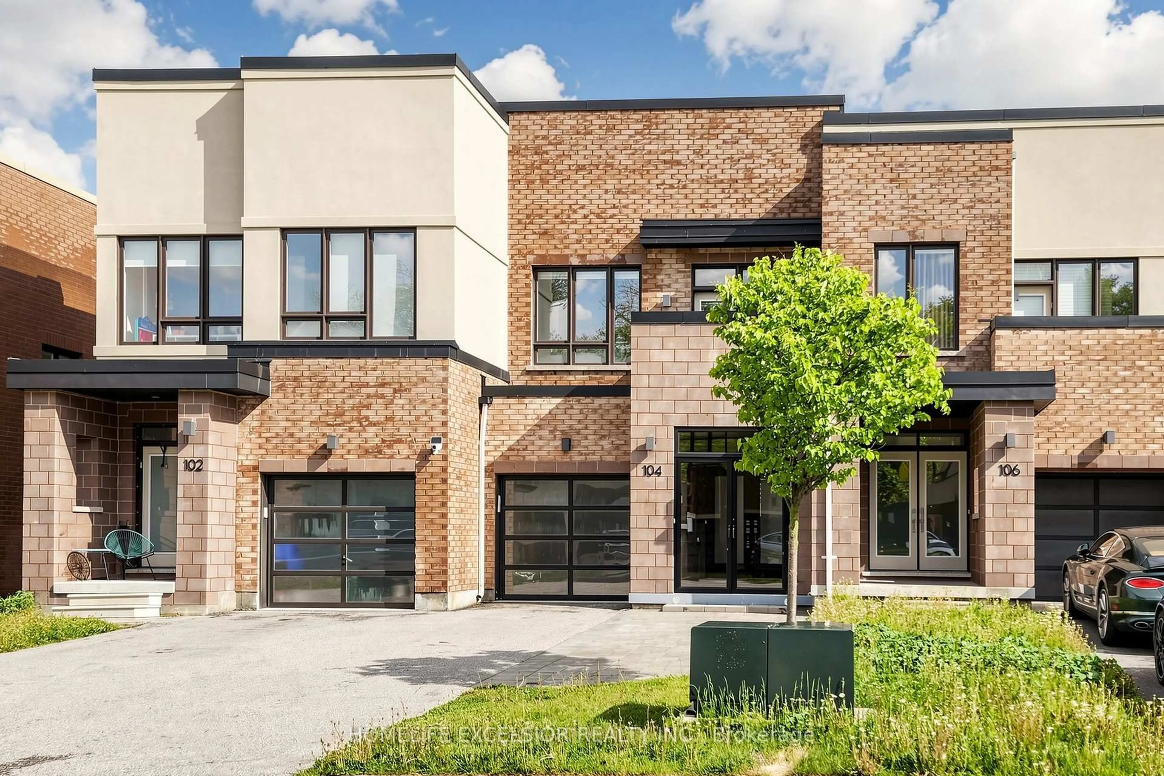 Home with brick exterior material, street for 104 Dariole Dr, Richmond Hill Ontario L4E 0Y8