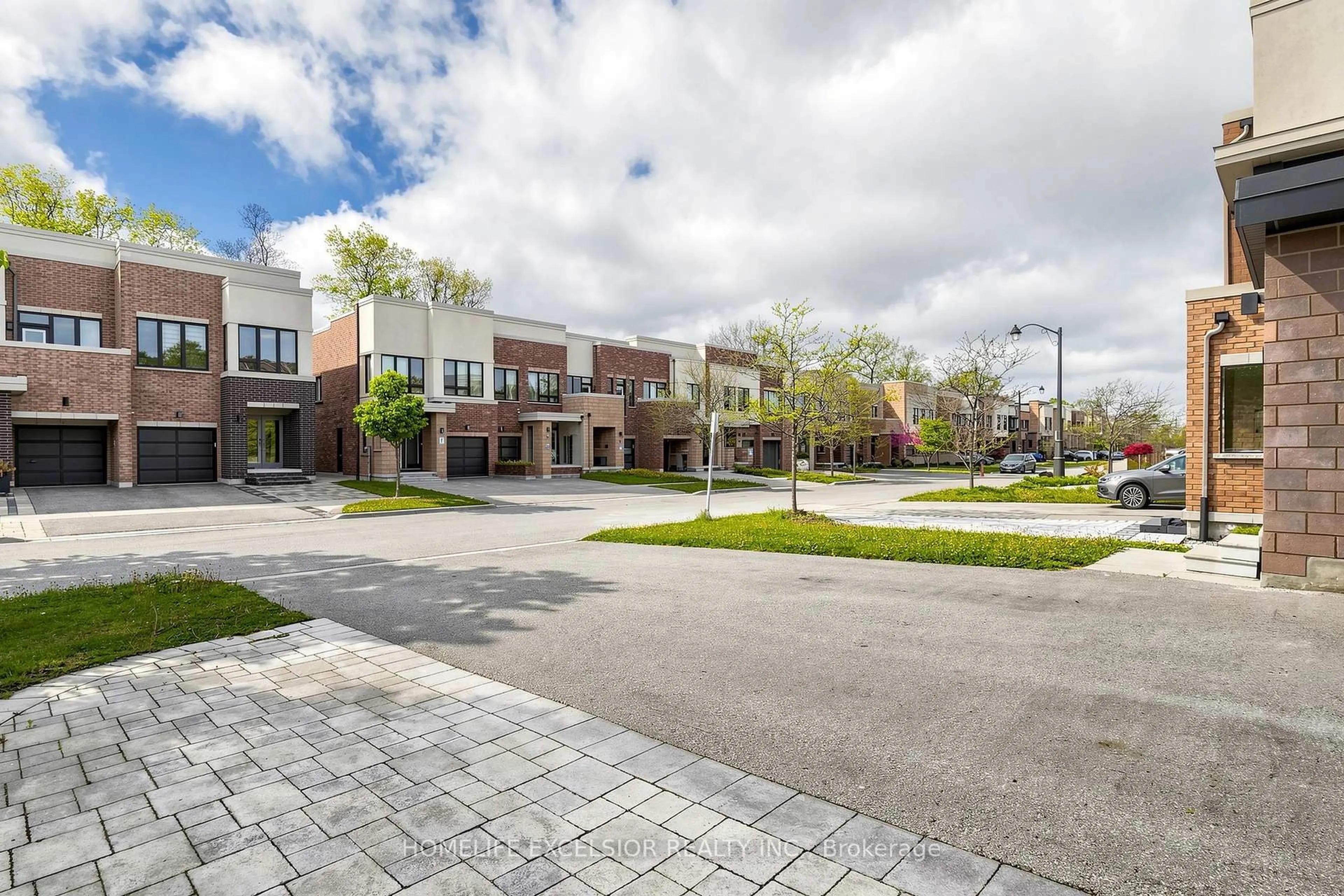 Unknown for 104 Dariole Dr, Richmond Hill Ontario L4E 0Y8