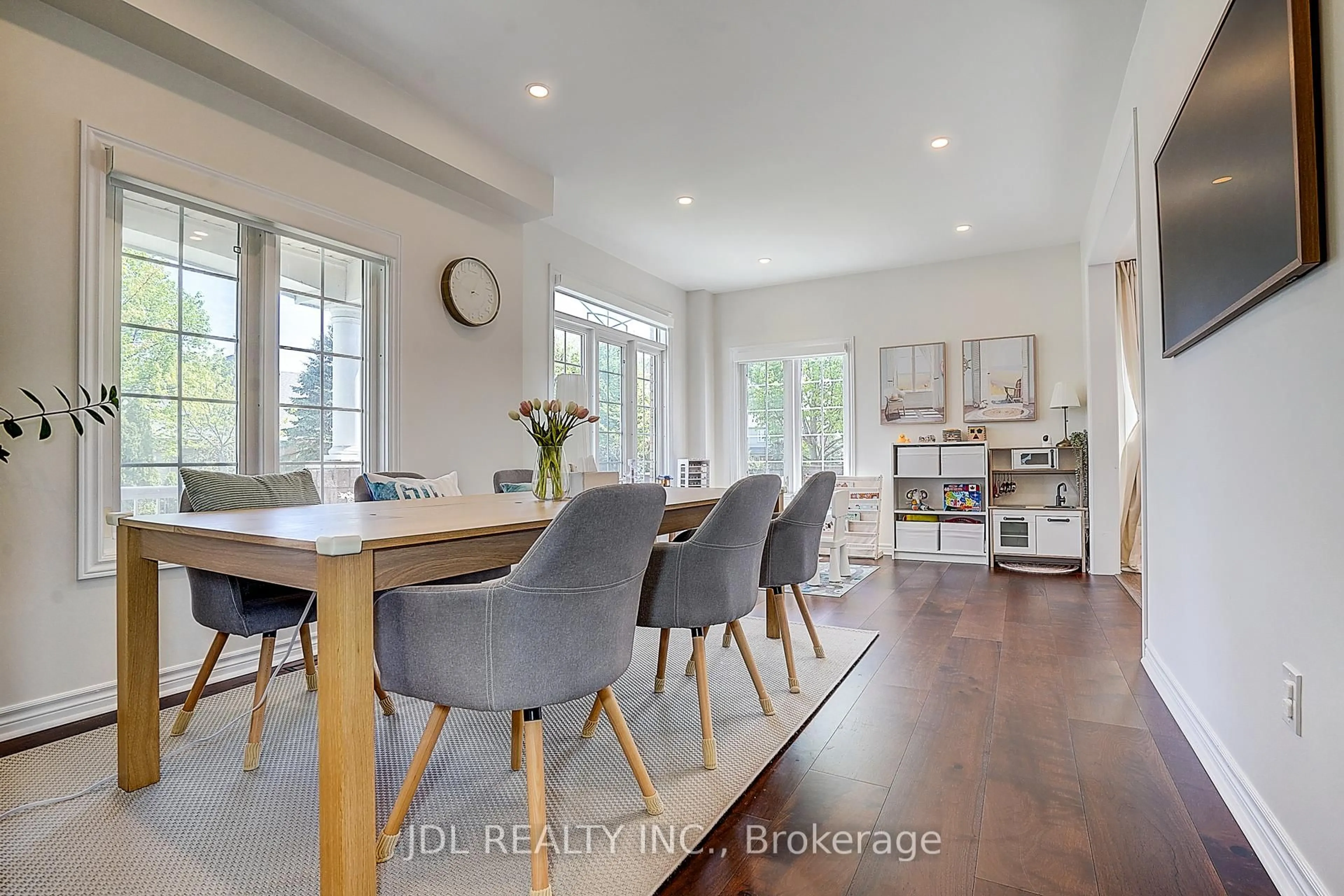 Open concept kitchen, wood/laminate floor for 1 Miramar Dr, Markham Ontario L6E 1Z6