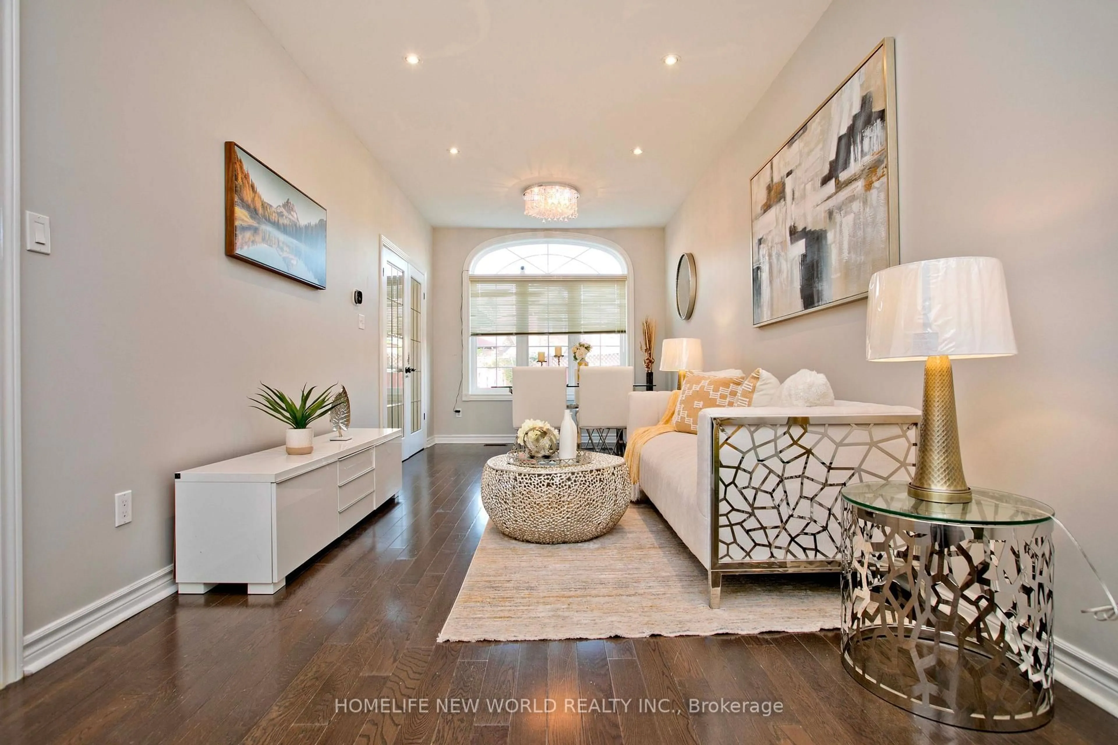 Indoor entryway for 317 Milliken Meadows Dr, Markham Ontario L3R 0V8