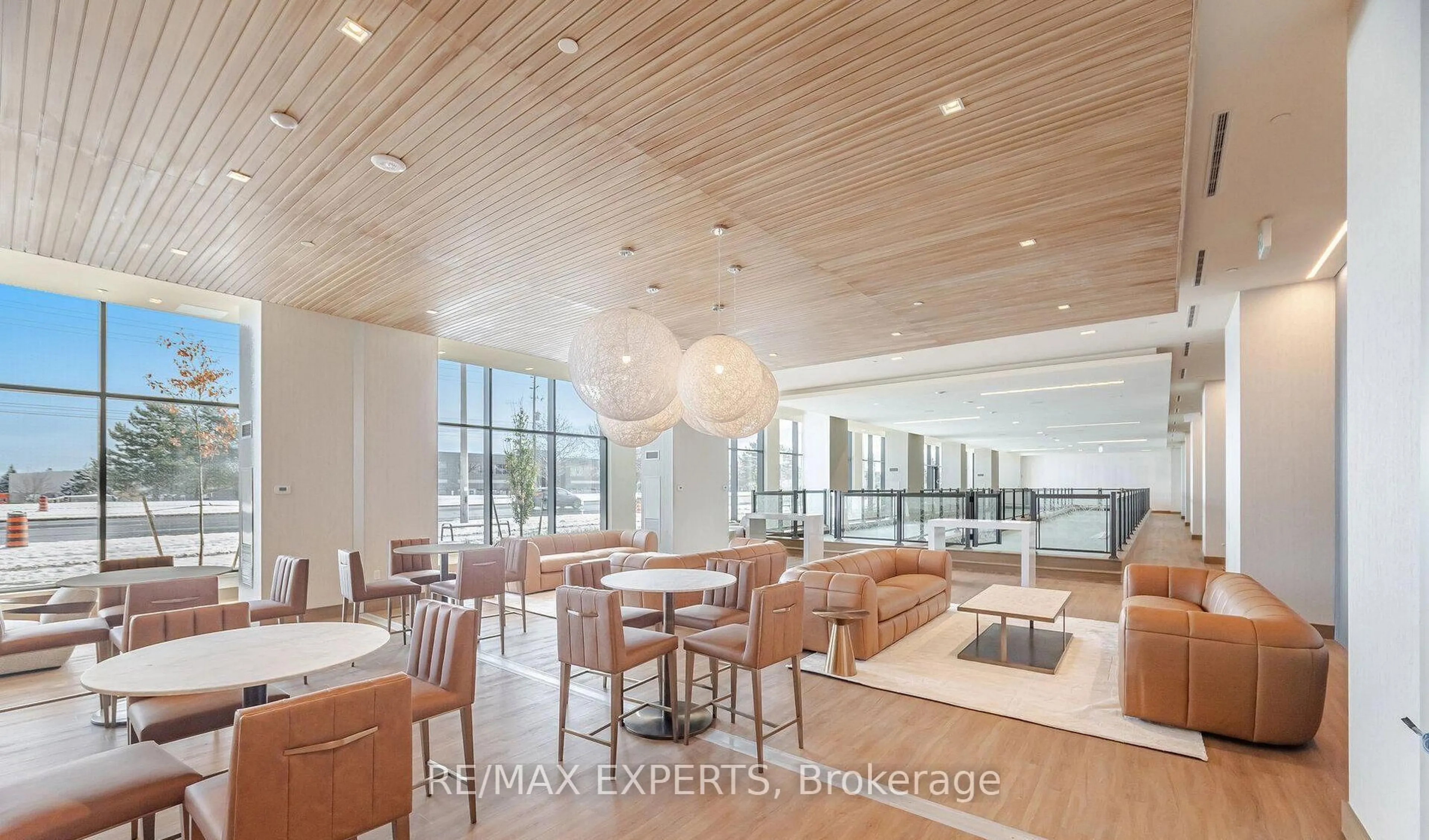 Lobby for 8960 Jane St #320, Vaughan Ontario L4K 2M9