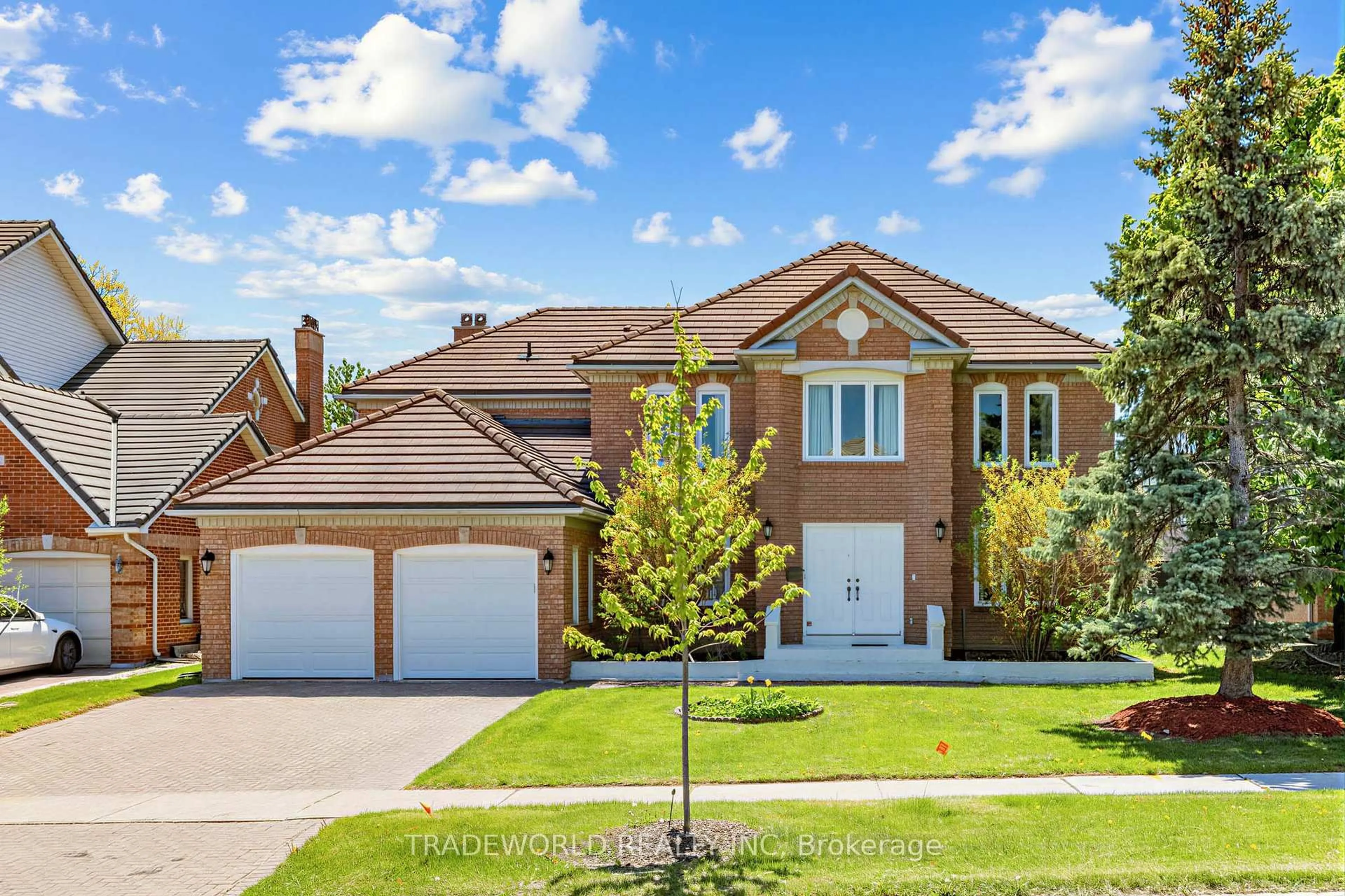 Home with brick exterior material, street for 3 Ardwold Gate, Richmond Hill Ontario L4B 2J9