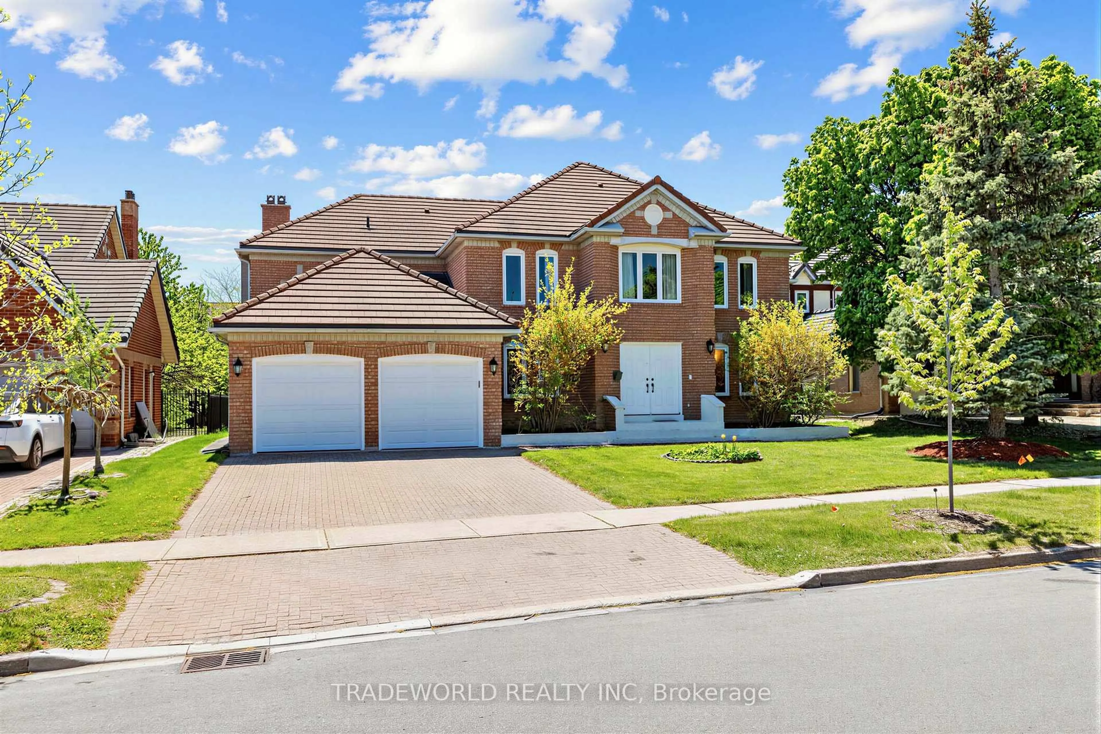 Home with brick exterior material, street for 3 Ardwold Gate, Richmond Hill Ontario L4B 2J9